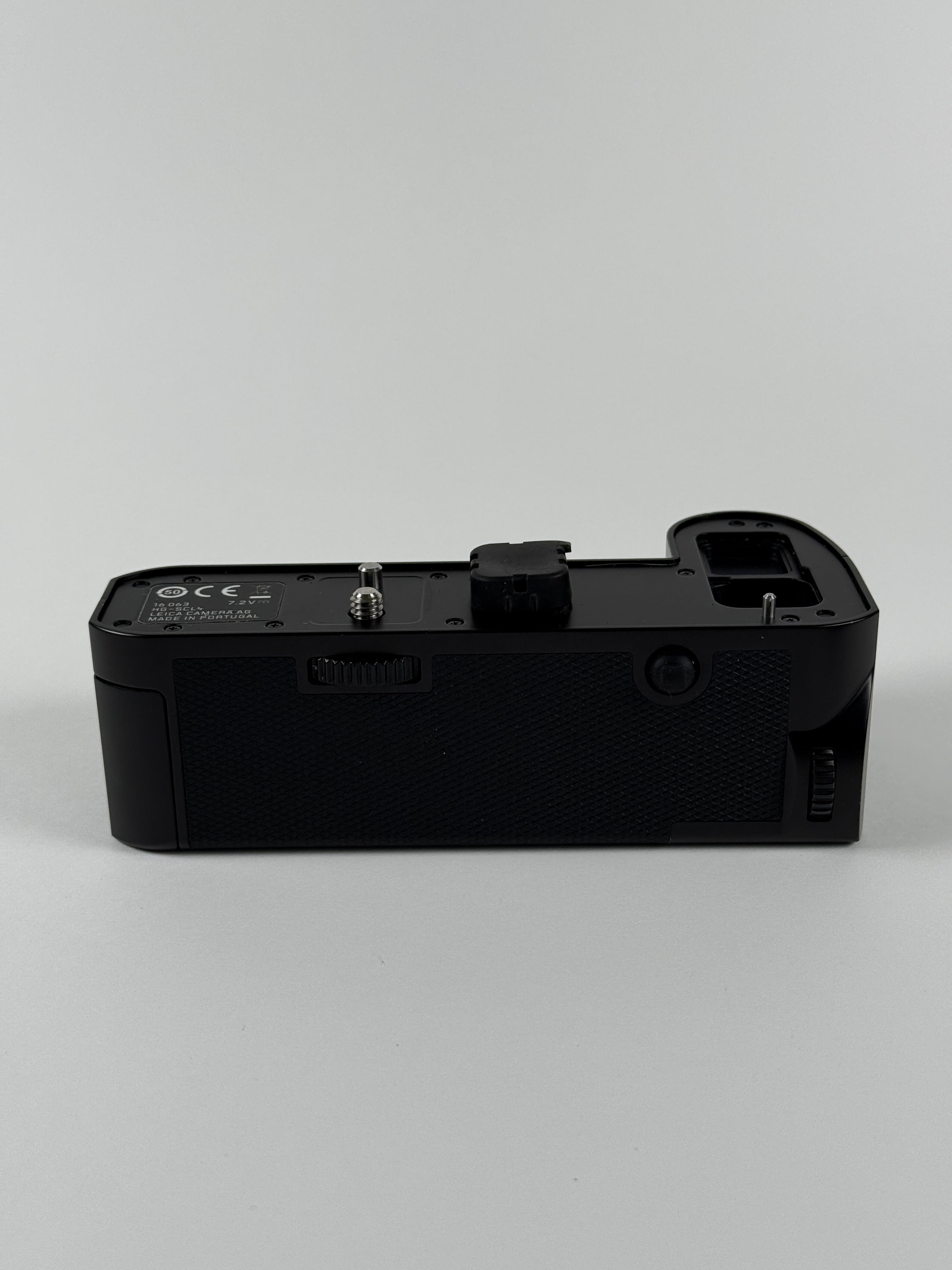 Leica HG-SCL4 Multifunction Handgrip for SL 16063 – Cardinal