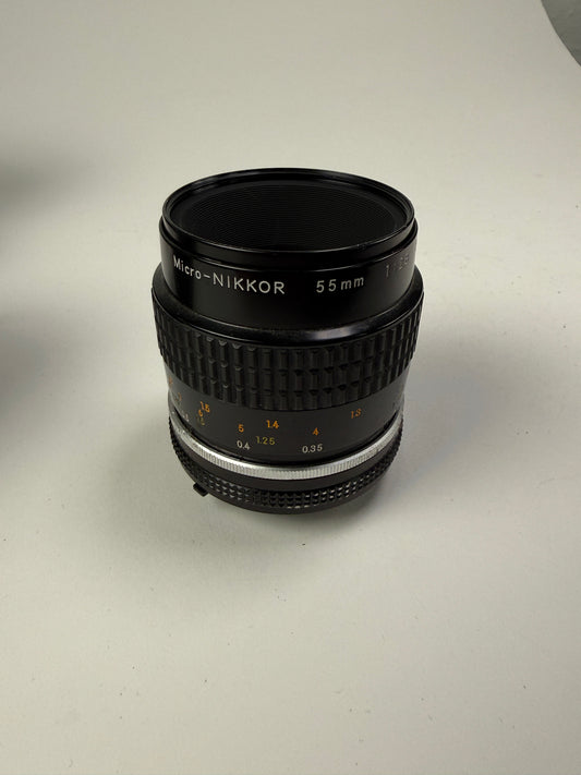 Nikon Nikkor AIS 55mm f2.8 Micro Lens