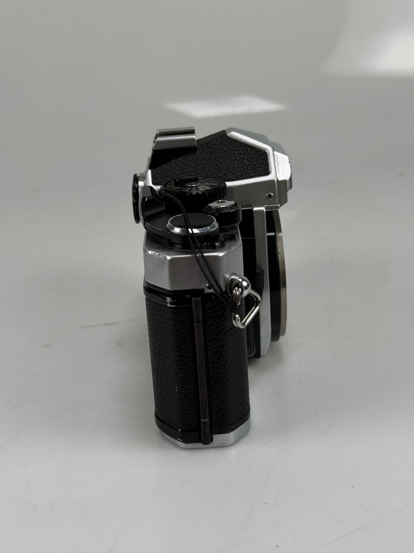 Nikon FM2 SLR Film Camera Body FM-2N Chrome