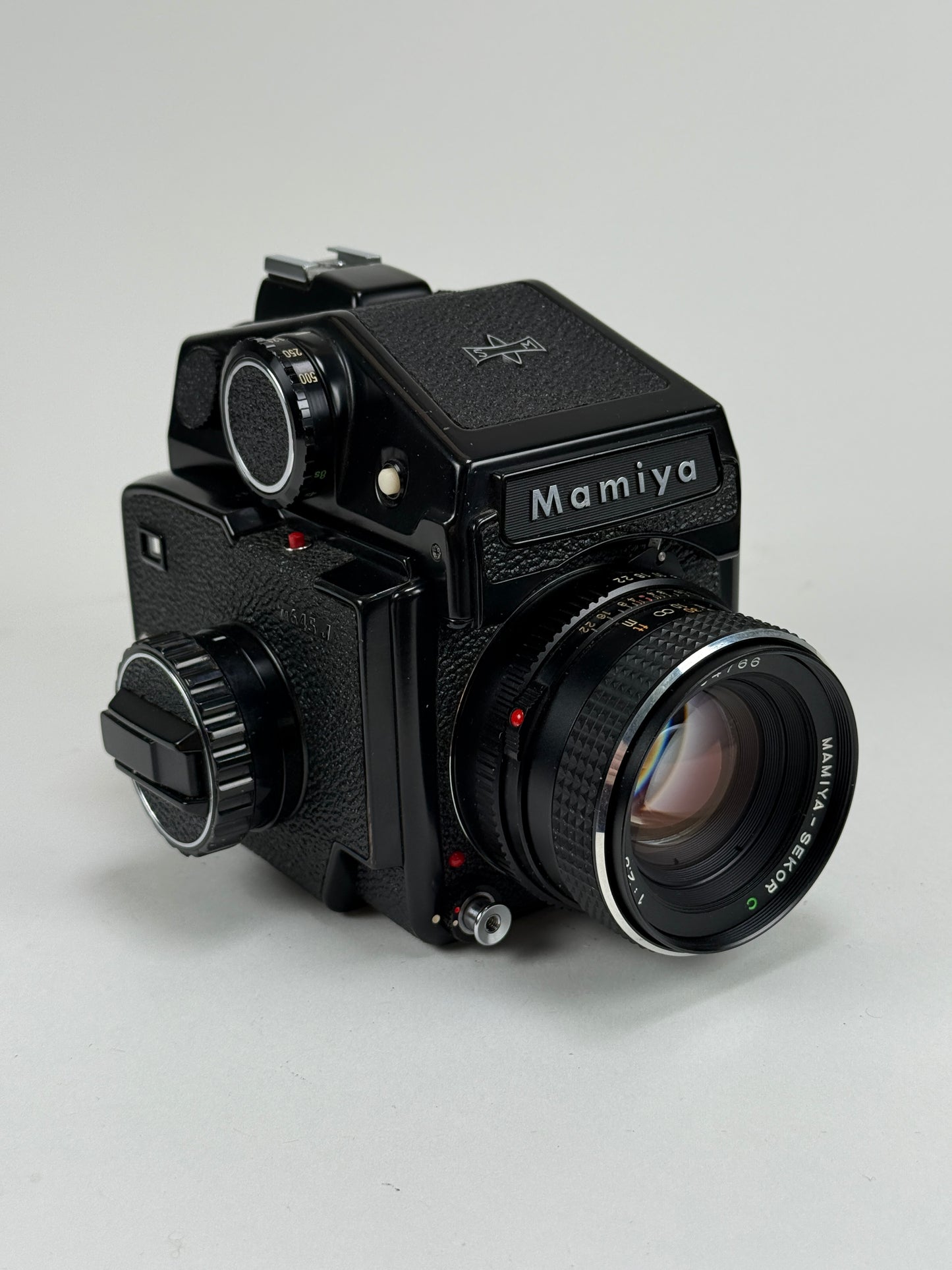 Mamiya 645J, AE Finder, Sekor C 80mm f2.8, 120 back Medium format camera kit