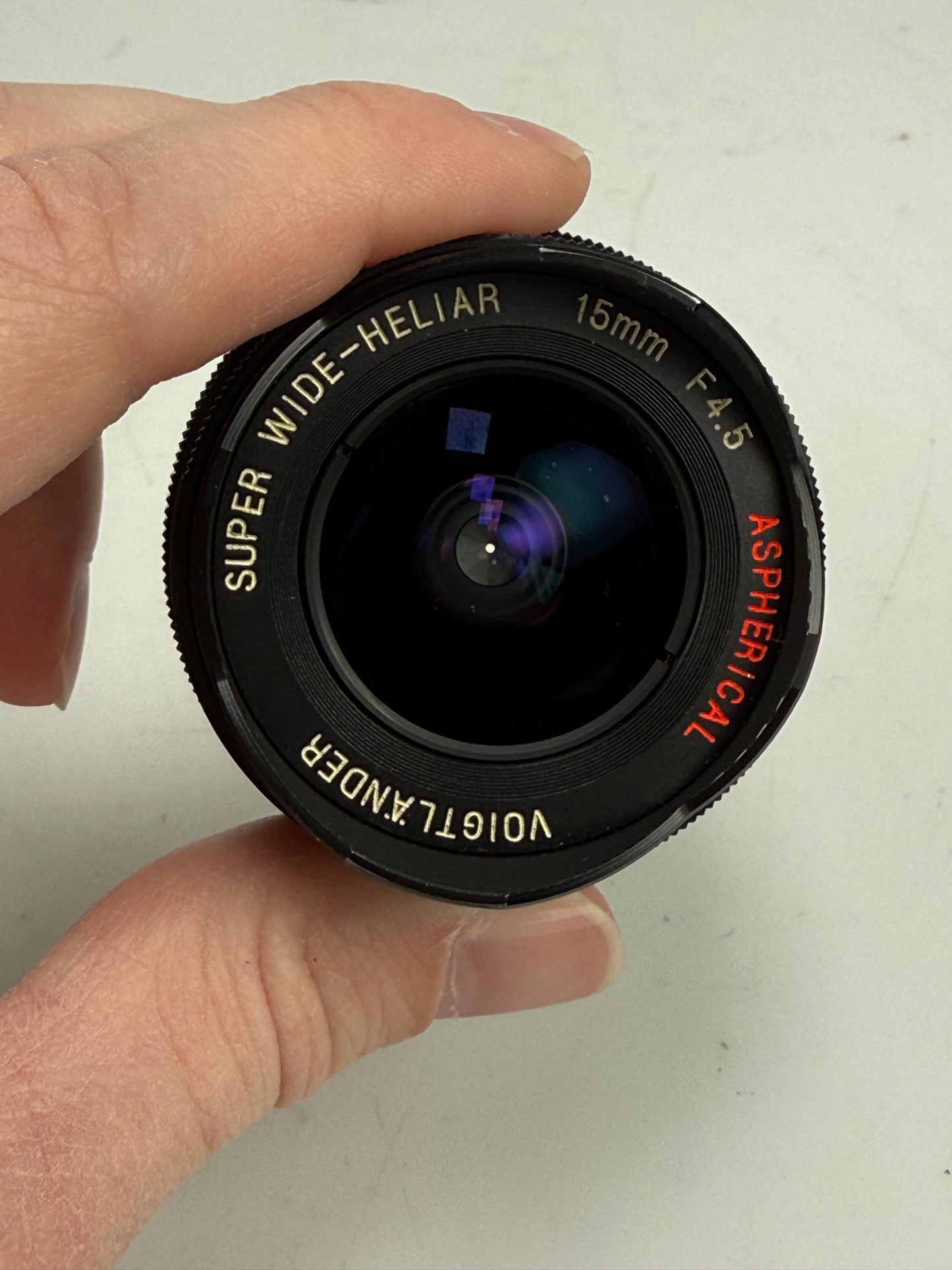 Voigtlander Super Wide-Heliar 15mm f4.5 Aspherical Lens L39 LTM with finder