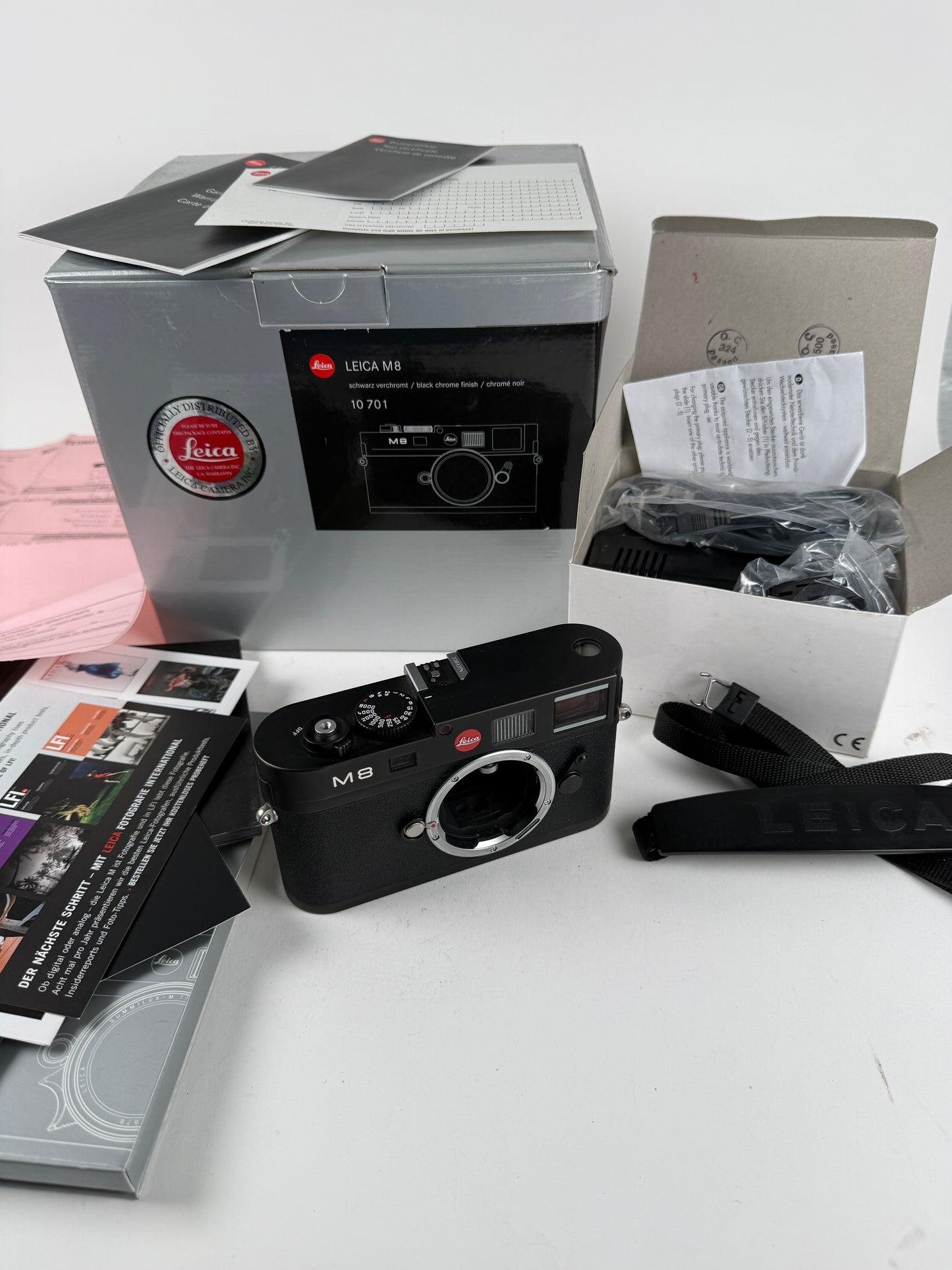 Leica M8 10.3MP Rangefinder Digital Camera Body - Black SC 4836
