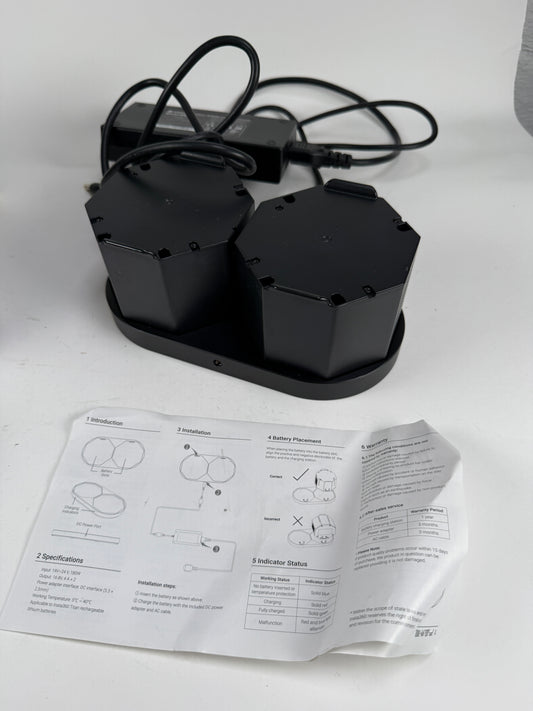 Insta360 Battery Charging Station for Titan VR Camera with 2 batteries