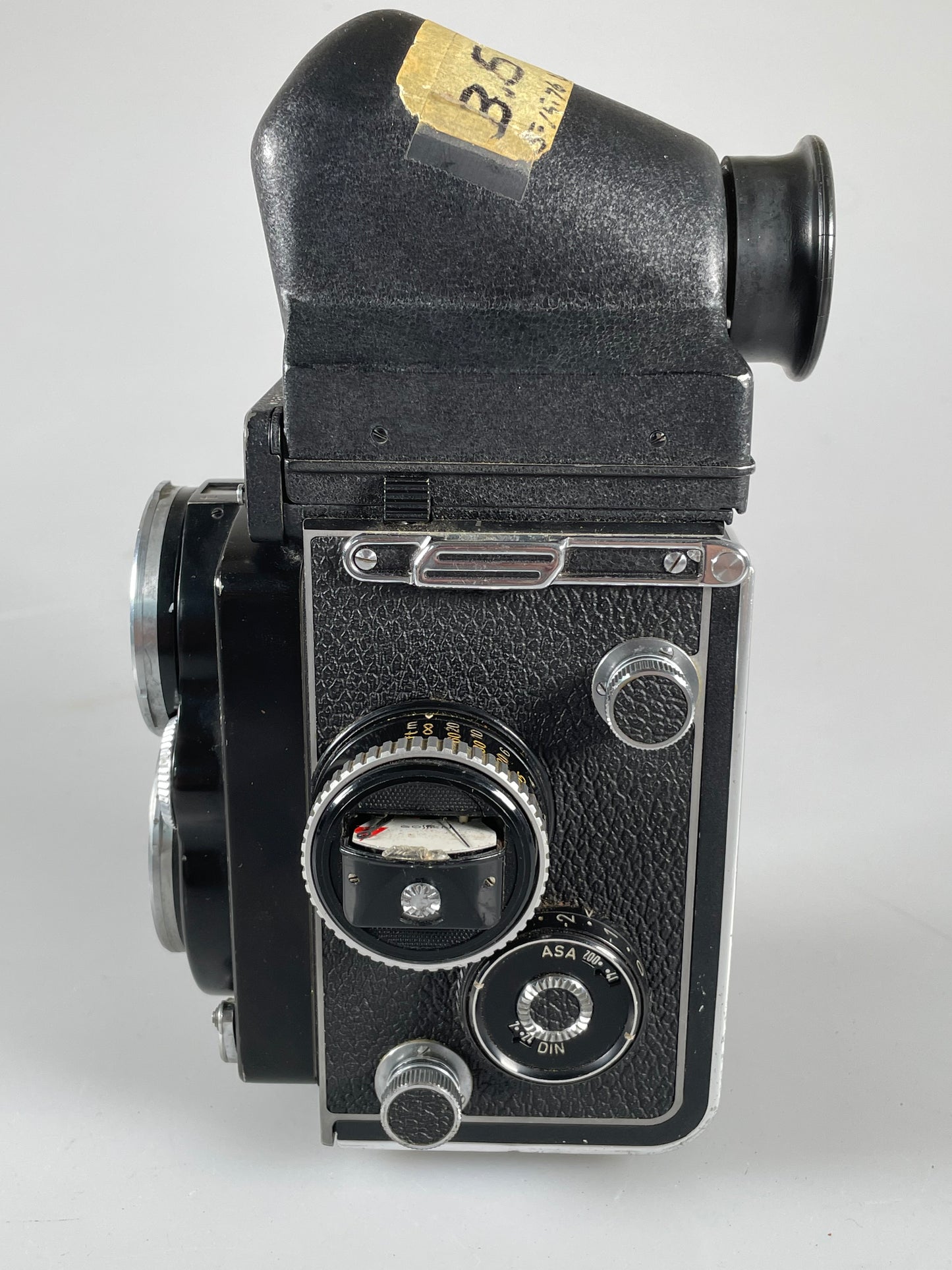 Rolleiflex 2.8F 12/24 TLR Camera w/ Planar 80mm f2.8 and prism