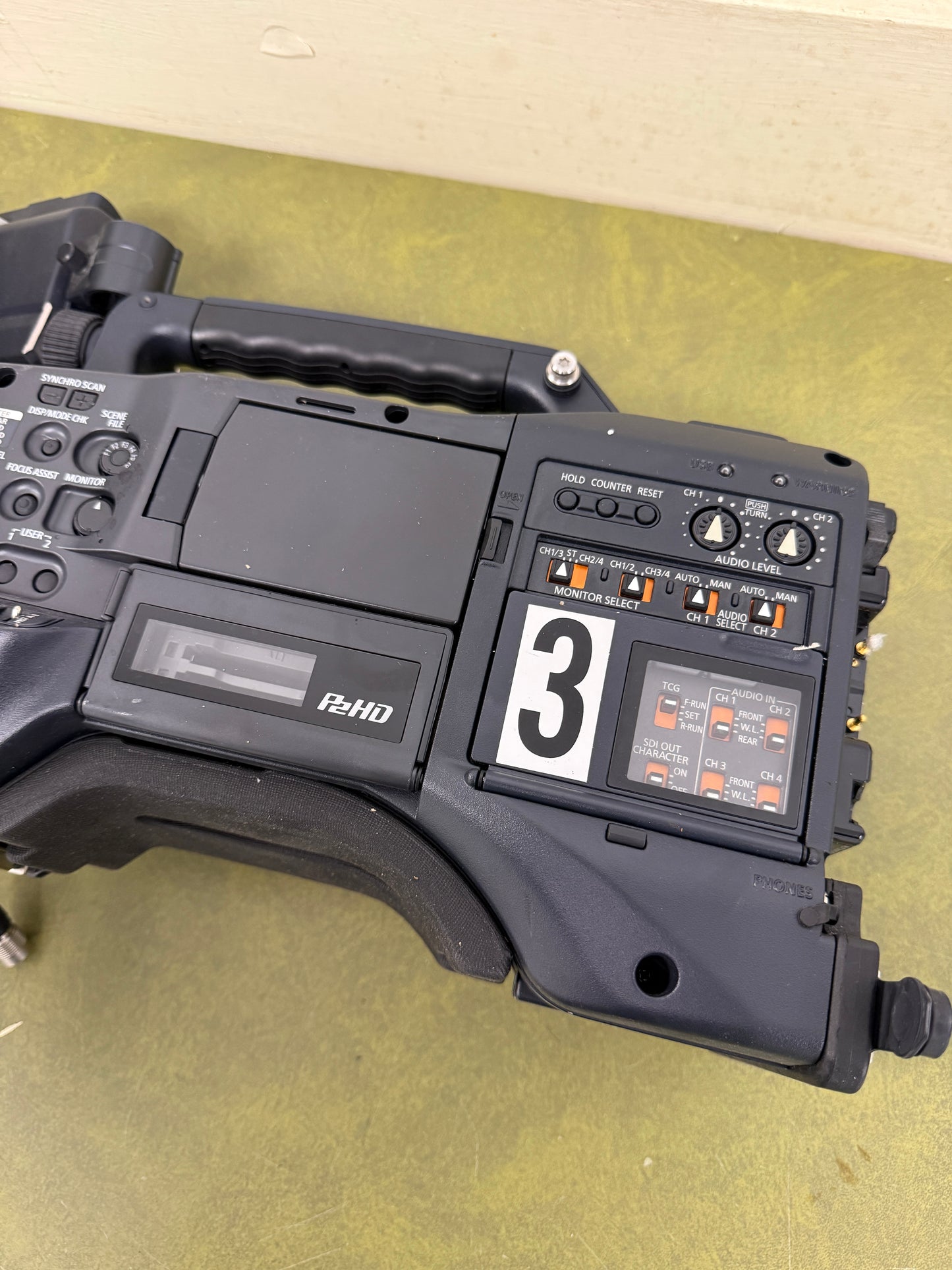 Panasonic AG-HPX370P P2 Camcorder with Fujinon T17X4.5BRM-L14 f1.6/5-77mm Lens