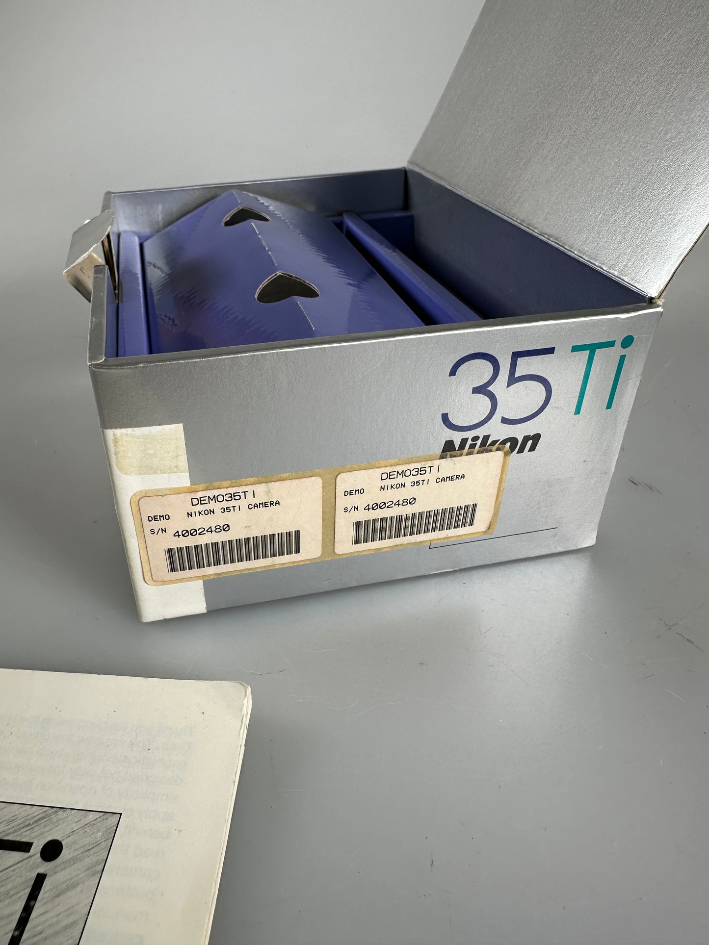 Nikon 35 Ti Quartz Date - Instruction Manual Guide Book and box
