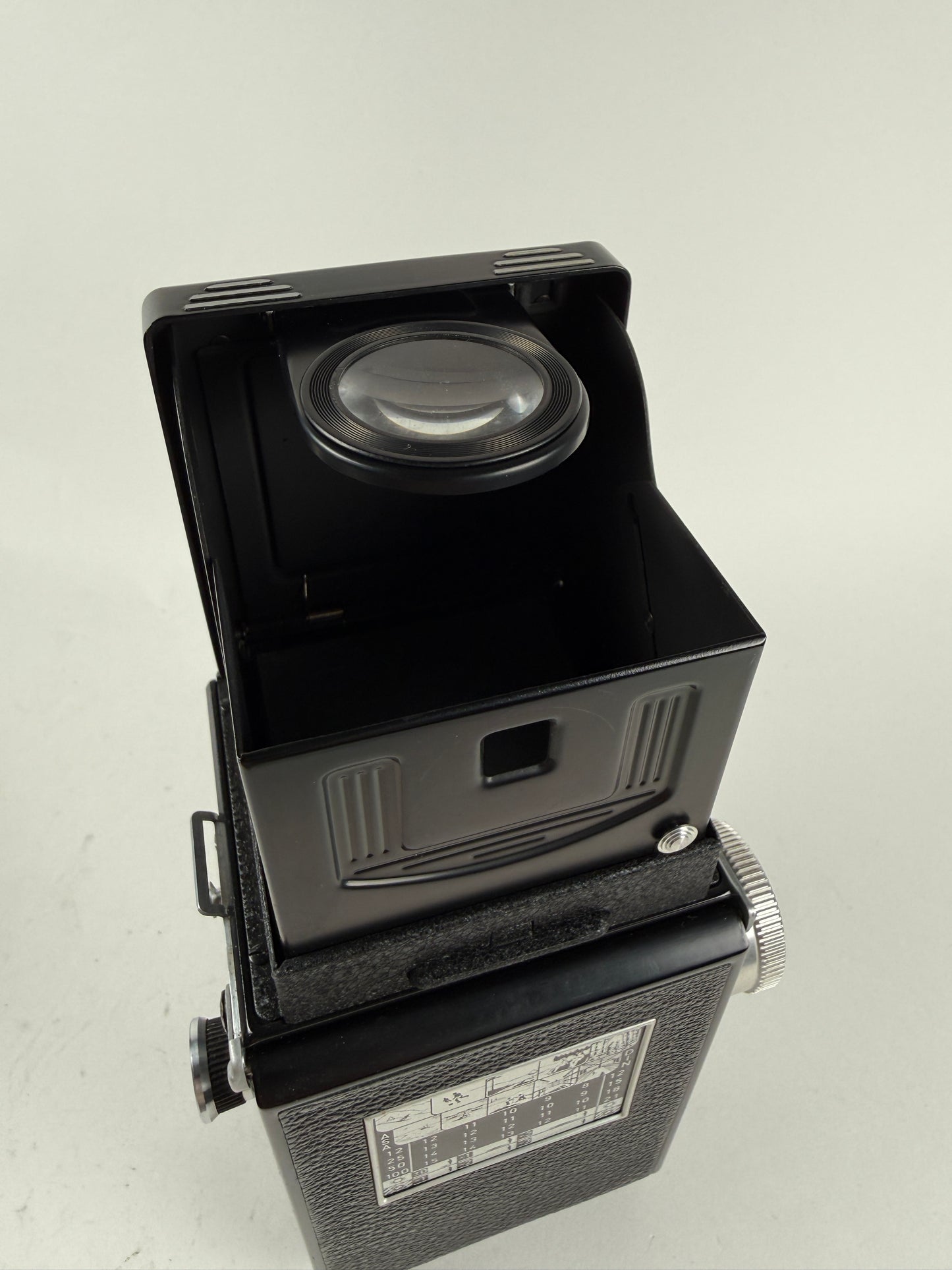 Rolleicord V TLR Camera Xenar 75mm f3.5 Lens Medium Format Camera