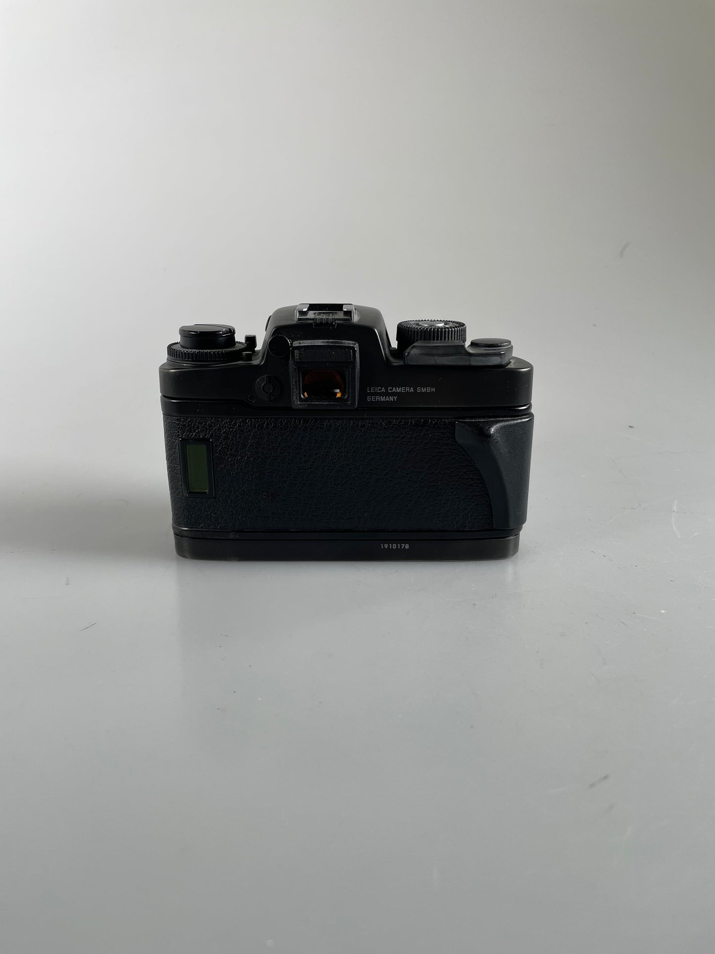 Leica R7 SLR Film Camera Body Black