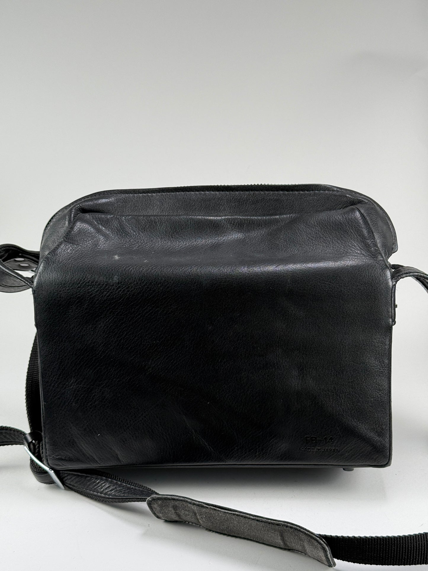 NIKON FB-14 Leather Black CAMERA BAG BAG NIKON BB RARE