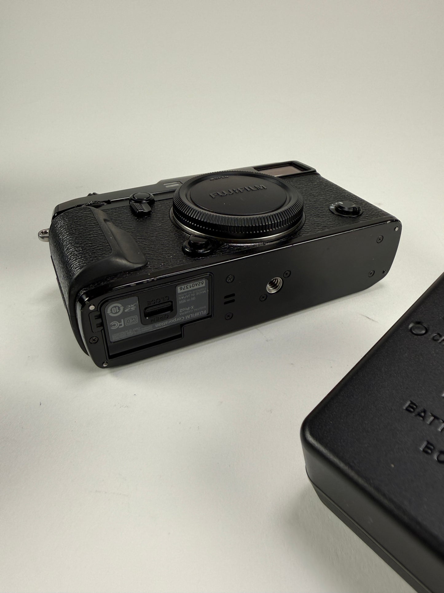 Fujifilm Fuji X-Pro2 Mirrorless Digital Camera Body Black