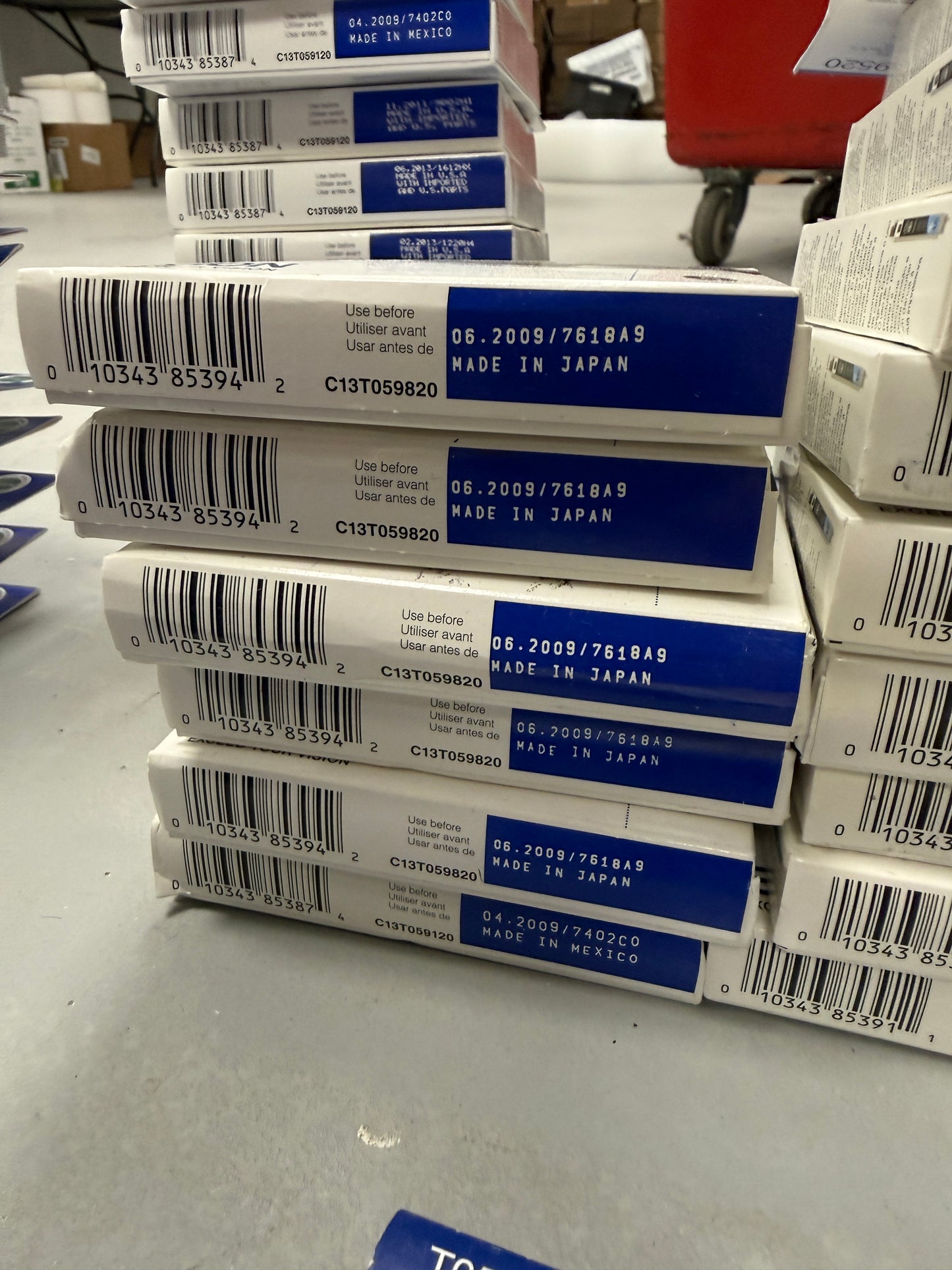 Genuine Epson lot of 96 epson 59 ink cartridges T059 style photo R2400