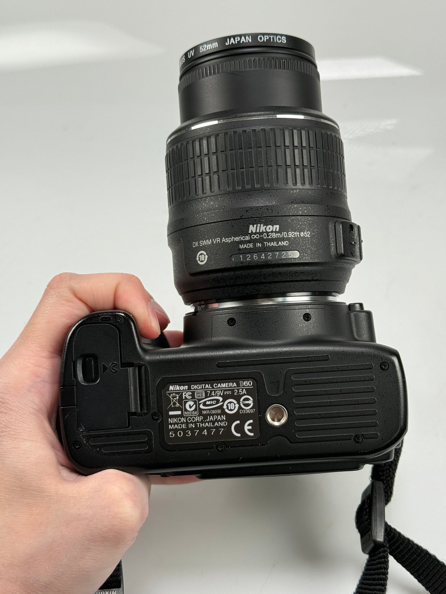 Nikon D D60 10.2MP Digital SLR Camera - Kit with 18-55mm f3.5-5.6 VR Lens