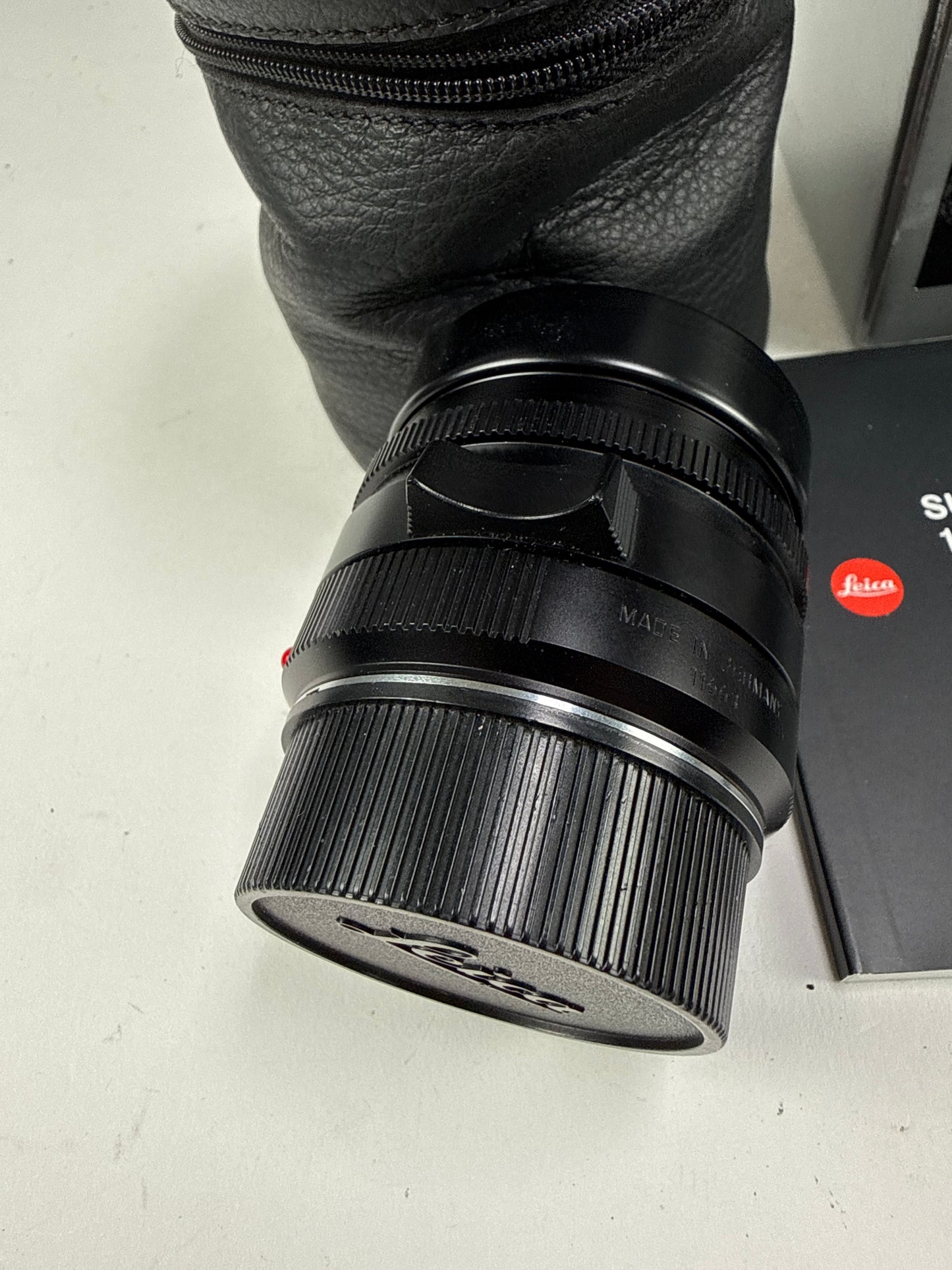 Leica 11663 SUMMILUX-M 35mm f1.4 ASPH Lens Black 6 Bit