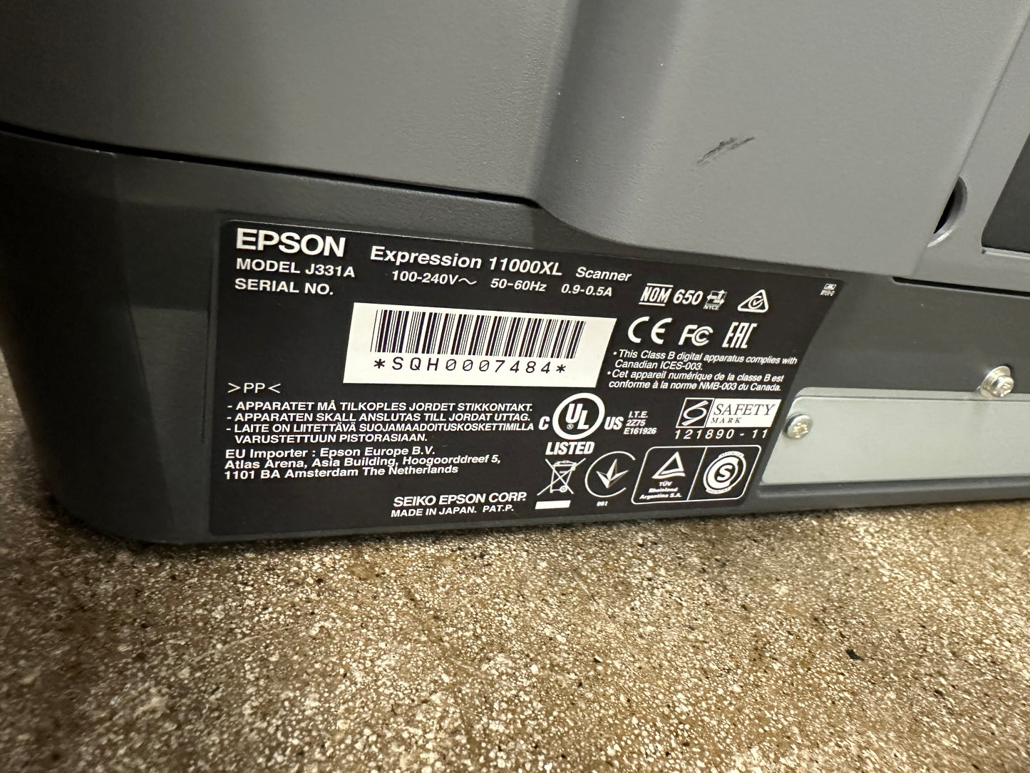 Epson Expression 11000XL Flatbed Scanner J331A