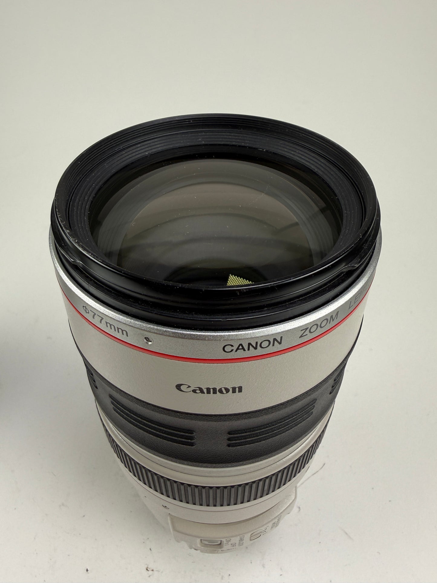 Canon EF 100-400mm F4.5-5.6L IS USM camera lens
