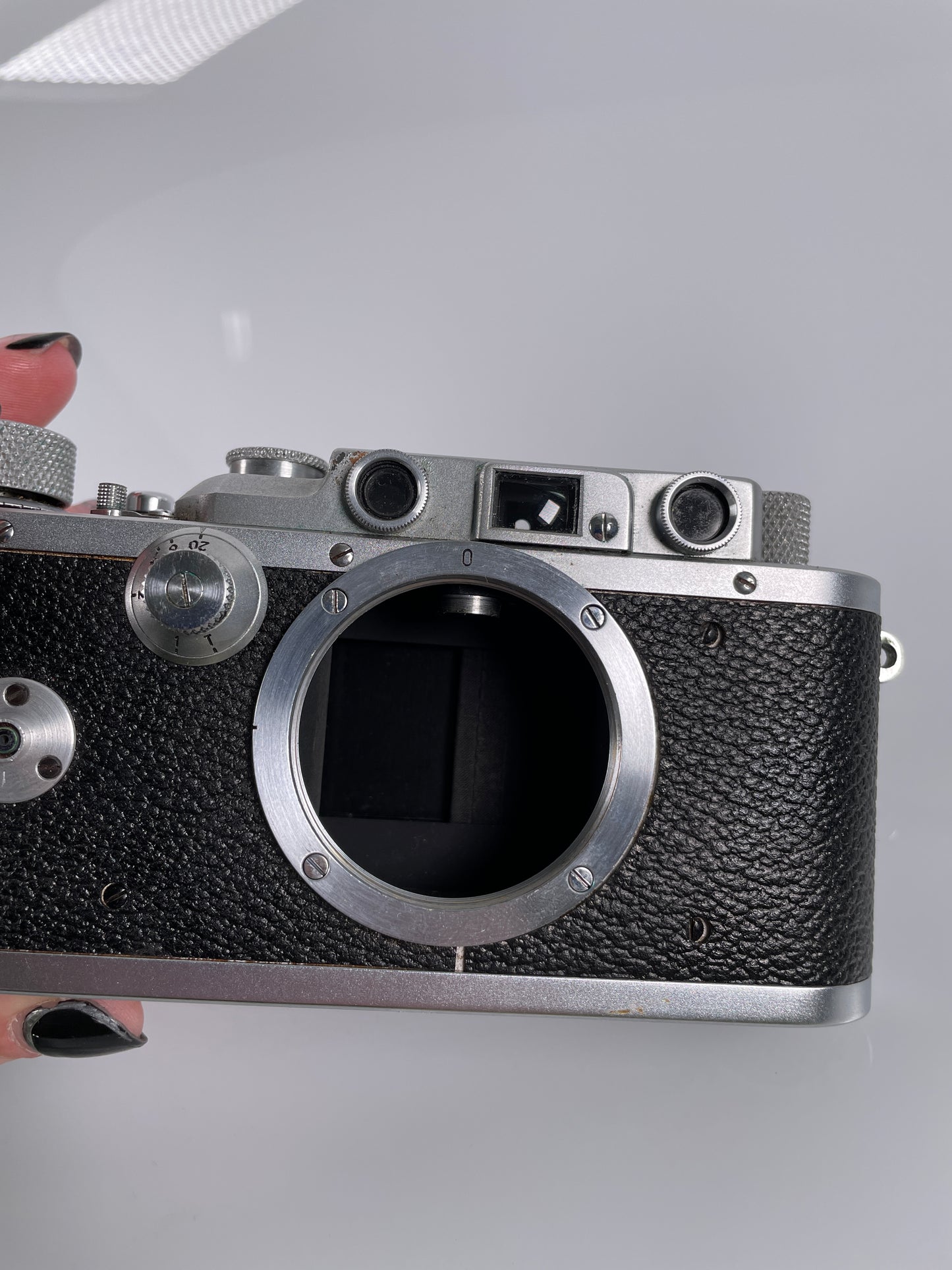 Leica III Model F 35mm Film Rangefinder Black Camera Body Chrome