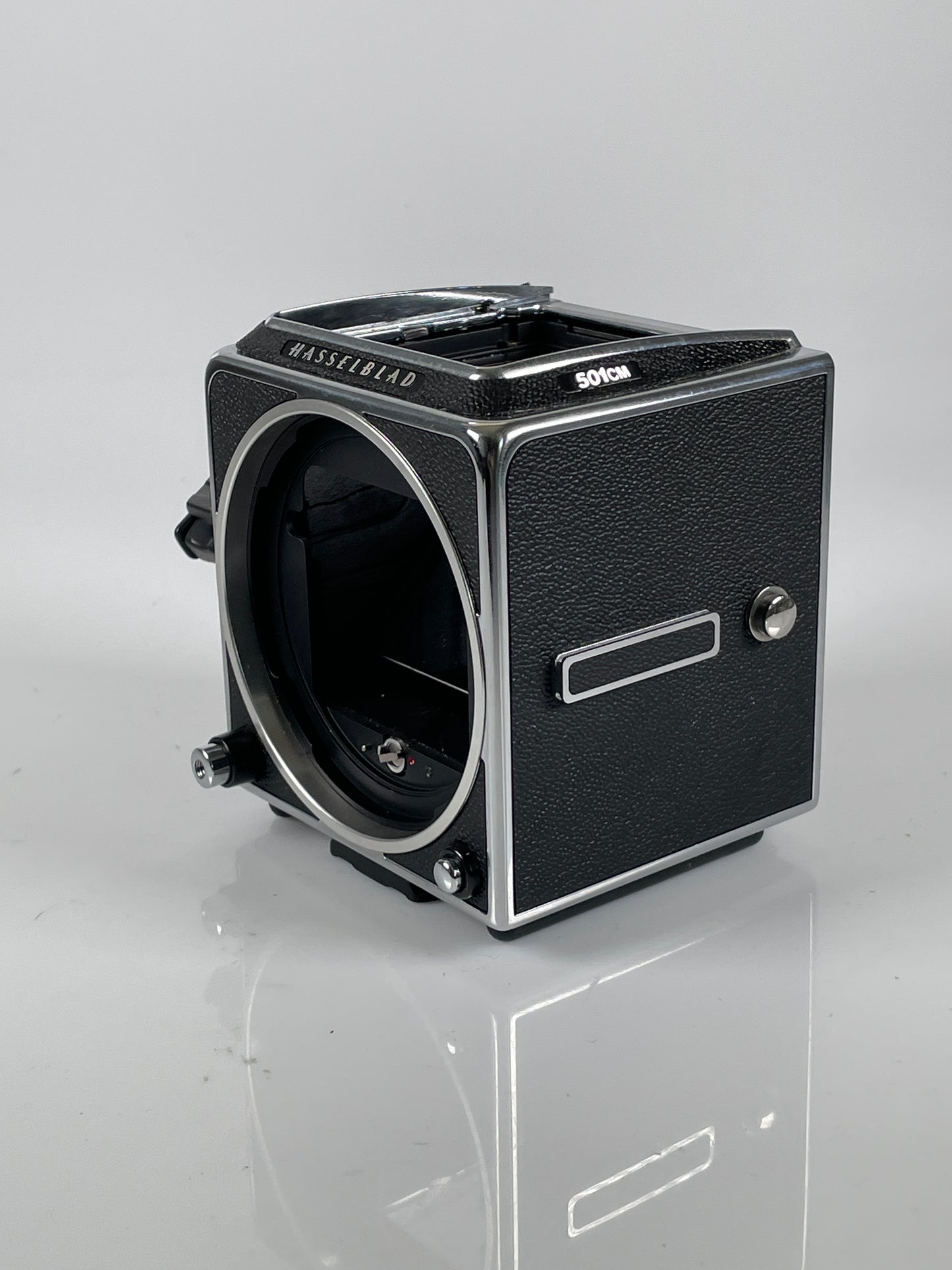 Hasselblad 501CM Medium Format Camera Body, chrome