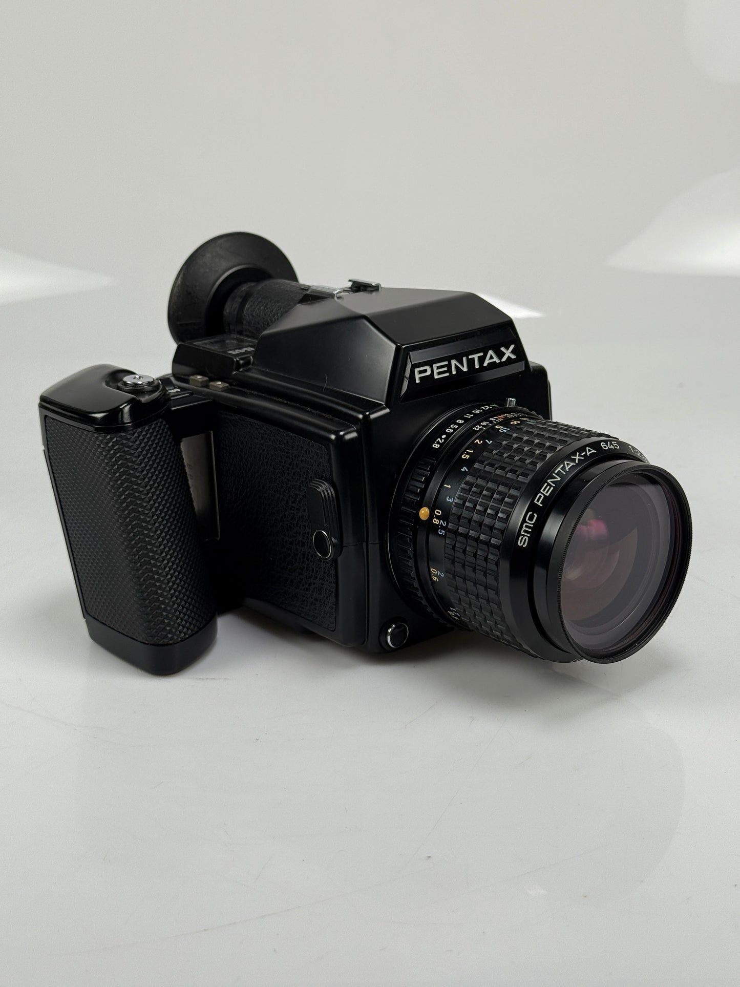 Pentax 645 Medium Format Film Camera Body 120 insert, 55mm f2.8 lens kit