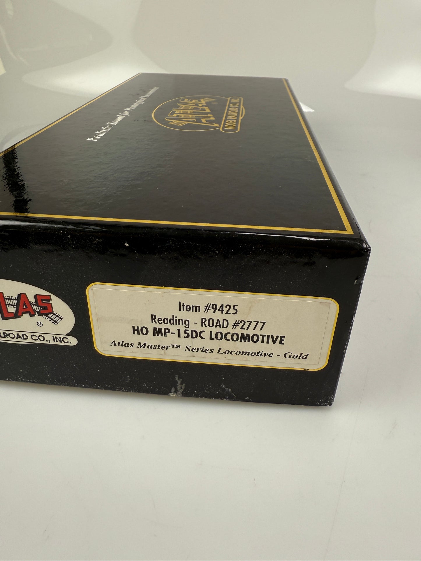 ATLAS master gold 9425 RDG reading MP-15DC Diesel 2777 locomotive w/ DCC & Sound