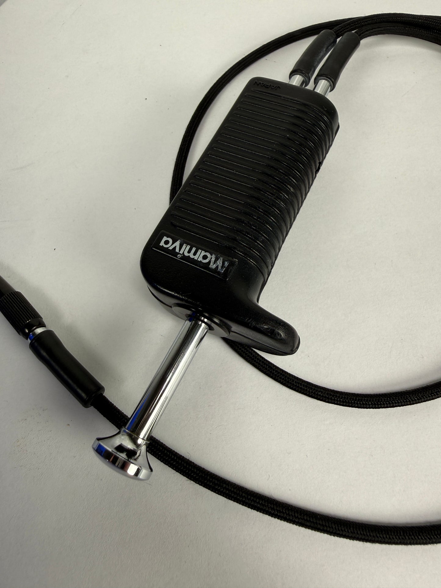 The MAMIYA Mirror Up Double Cable Shutter Release For RB67 RZ67