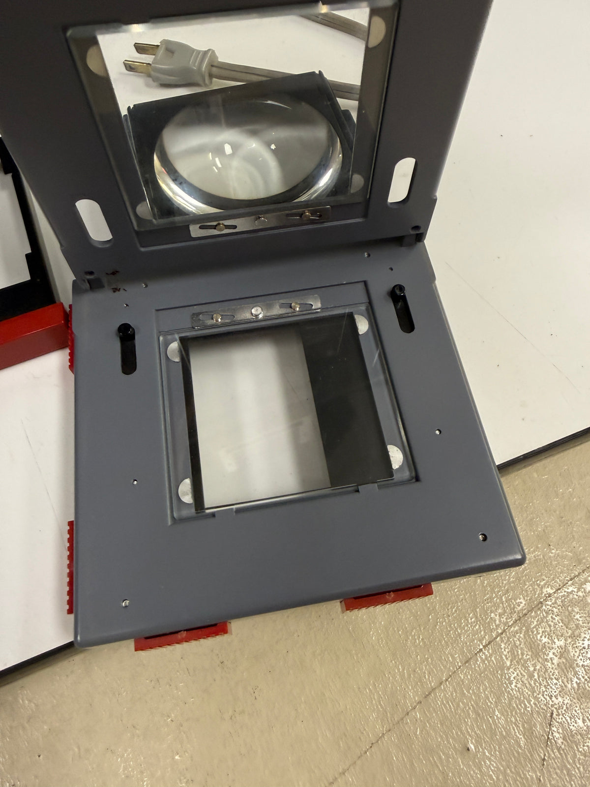 Durst M601 Film Enlarger w/ Sivoneg Carrier, Sivoneg 50