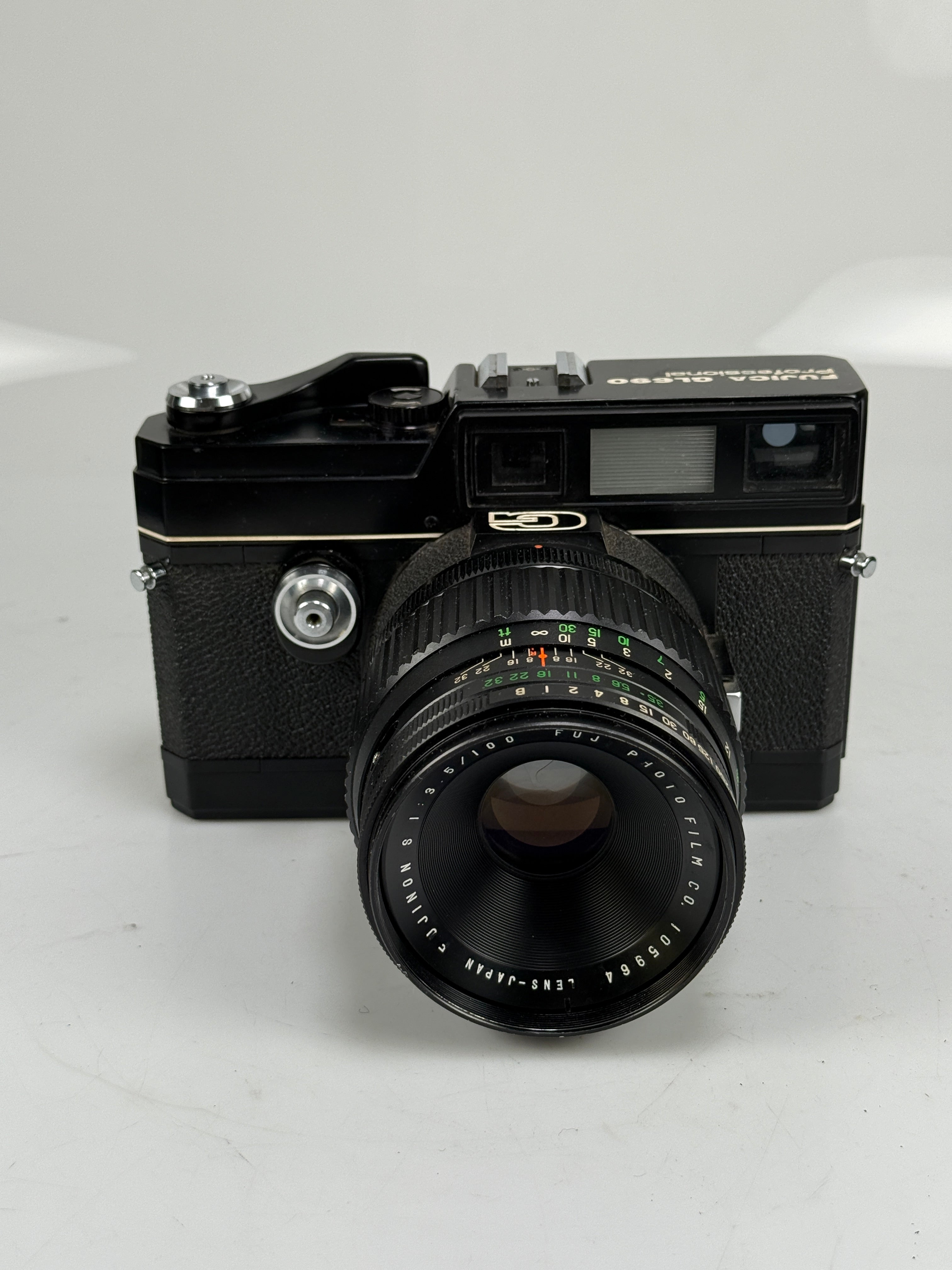 Fuji Fujifilm Fujica GL690 Film Camera with 100mm f3.5 lens