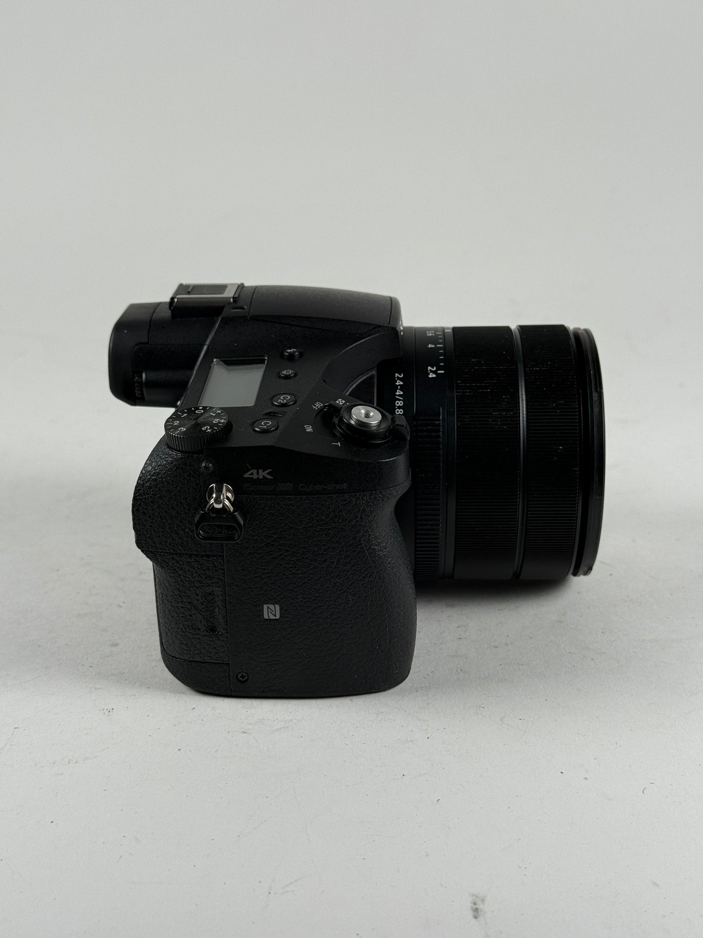 Sony Cyber-Shot DSC-RX10 IV 20.1MP Digital Camera w/25x Zoom