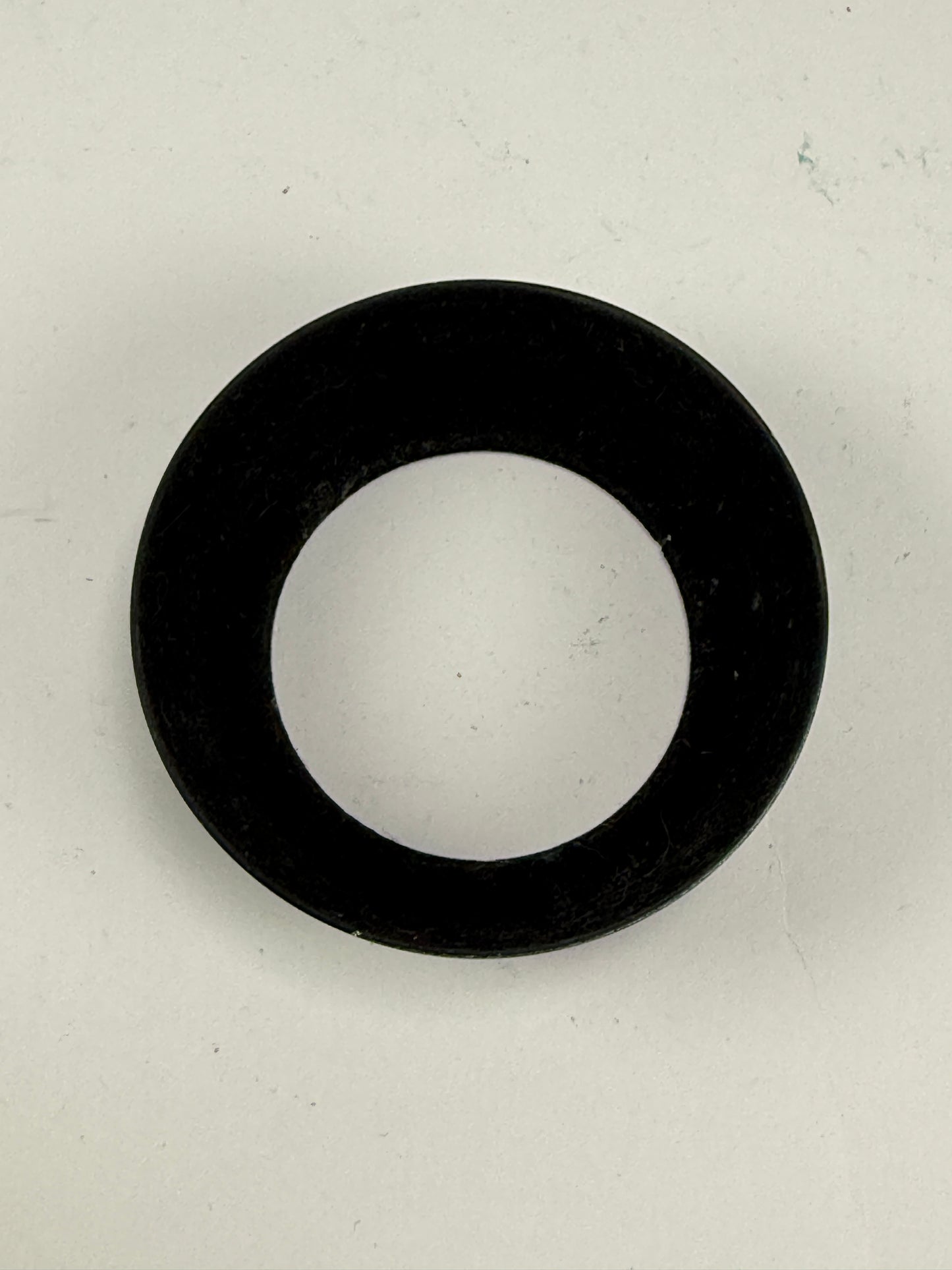 Minolta Metal Screw-In Lens Hood Shade for 35mm f2.8 MC Lens