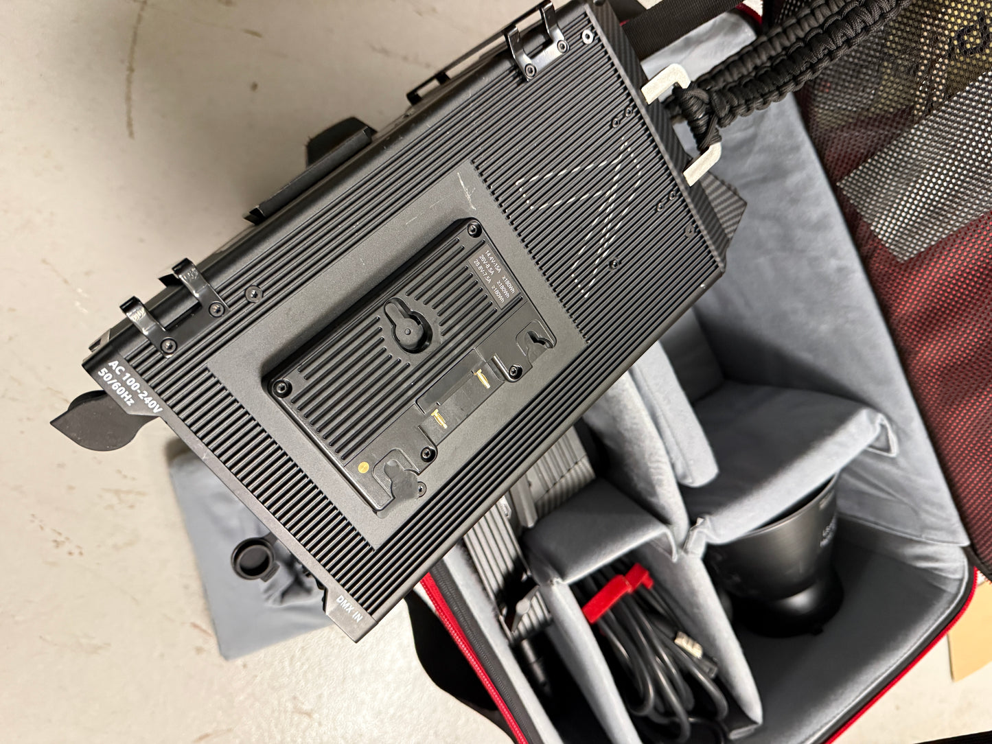 Aputure LS 600x Pro Bi-Color LED Monolight (V-Mount)