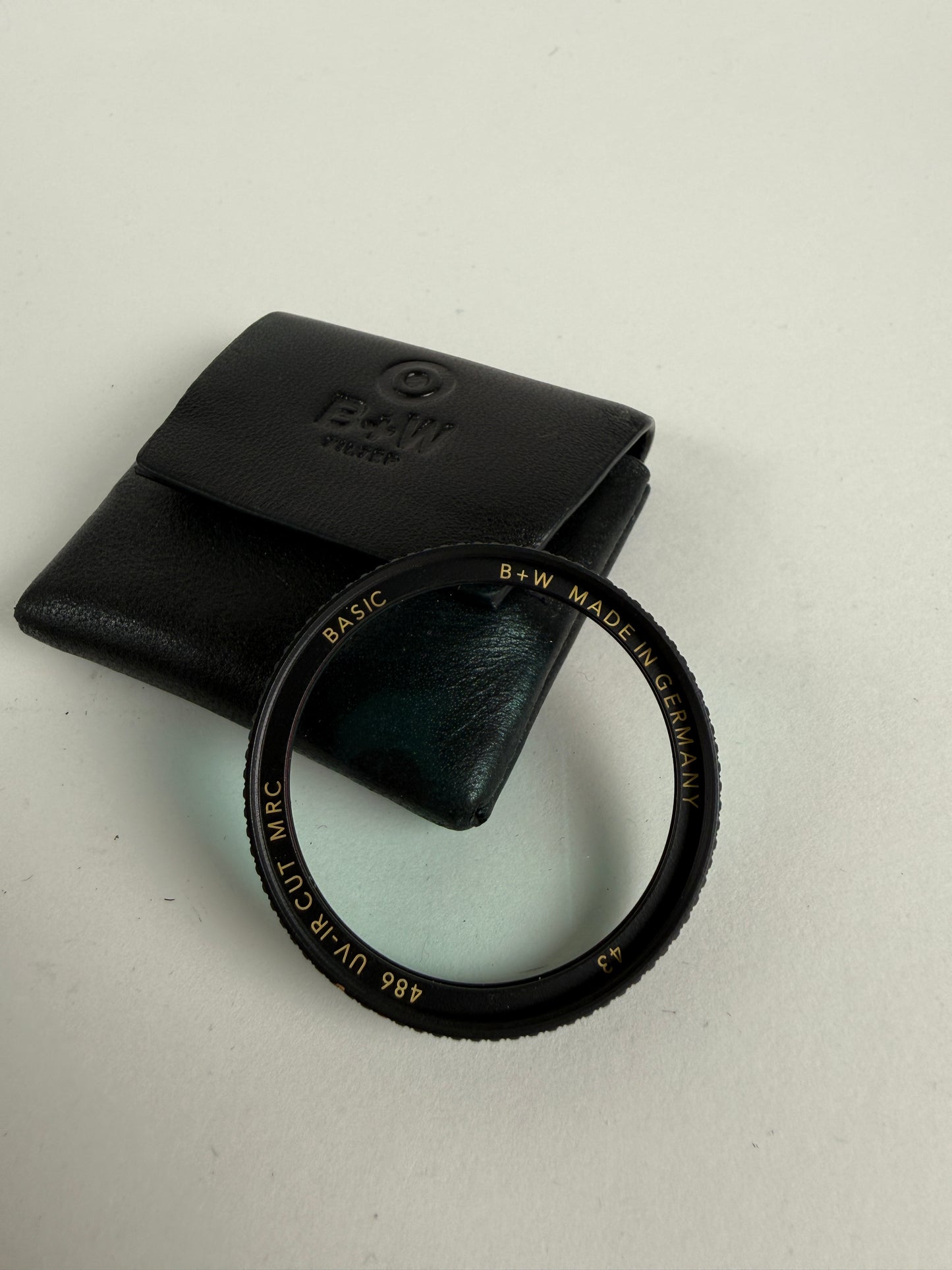 B+W UV-IR Cut #486 MRC Basic Filter (43mm)