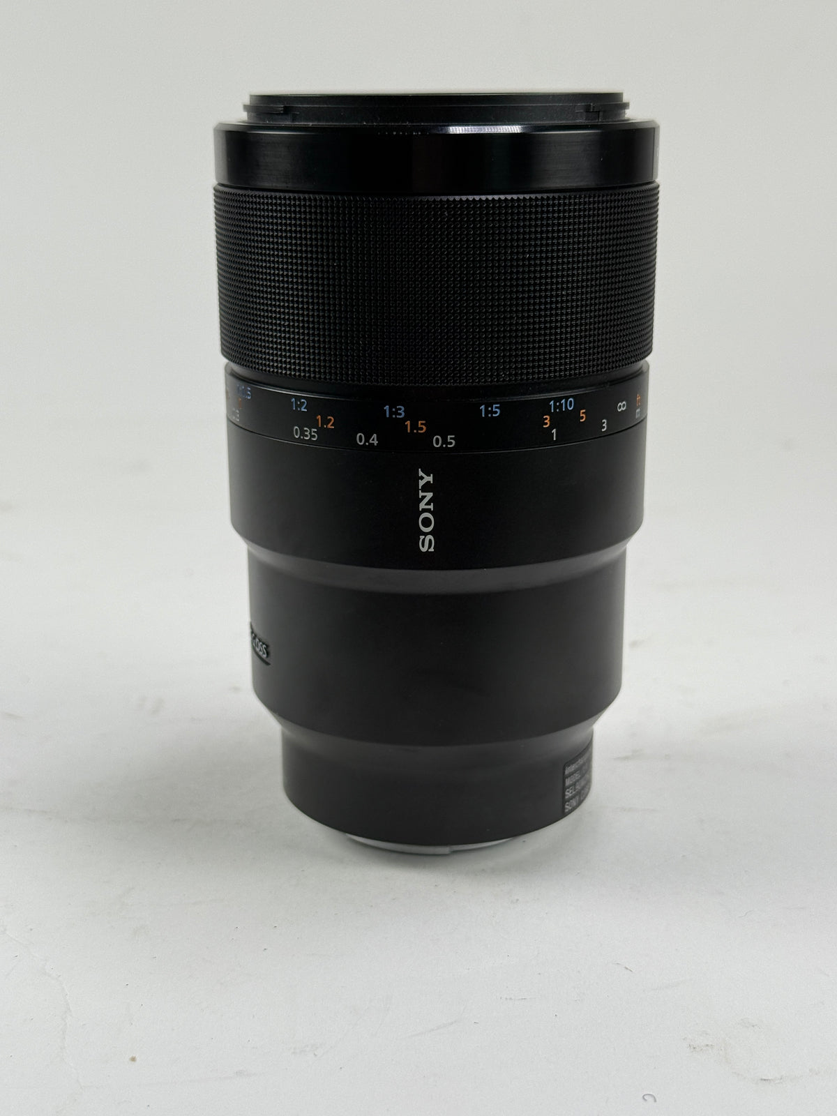 Sony FE 90mm f2.8 Macro G OSS Lens