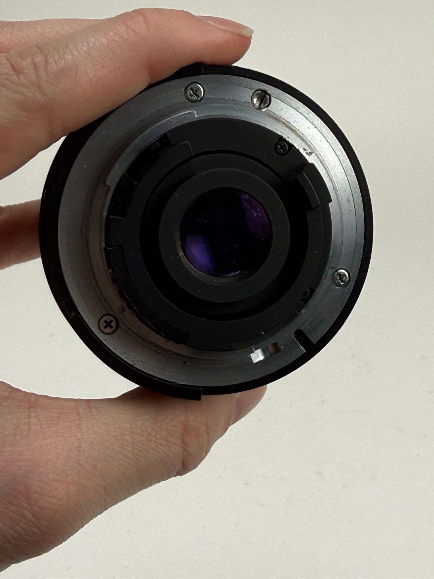 Nikon AF Nikkor 28mm f2.8 D Wide Angle Prime Lens