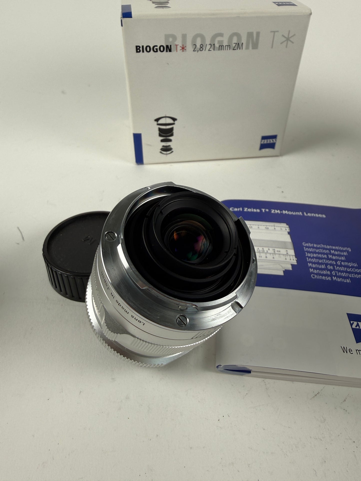 Zeiss 21mm f2.8 Biogon T* ZM Lens Leica M Mount Silver