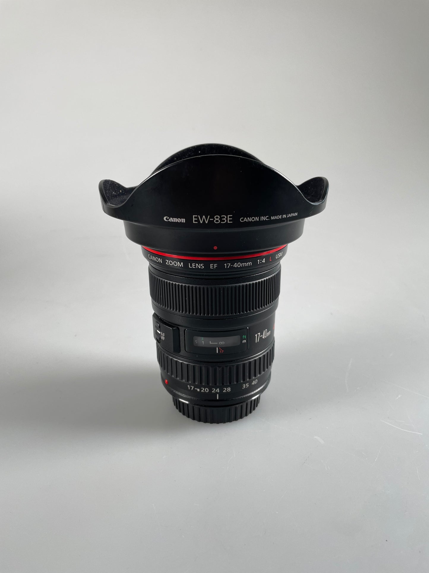 Canon EF 17-40mm f4 L USM Zoom lens