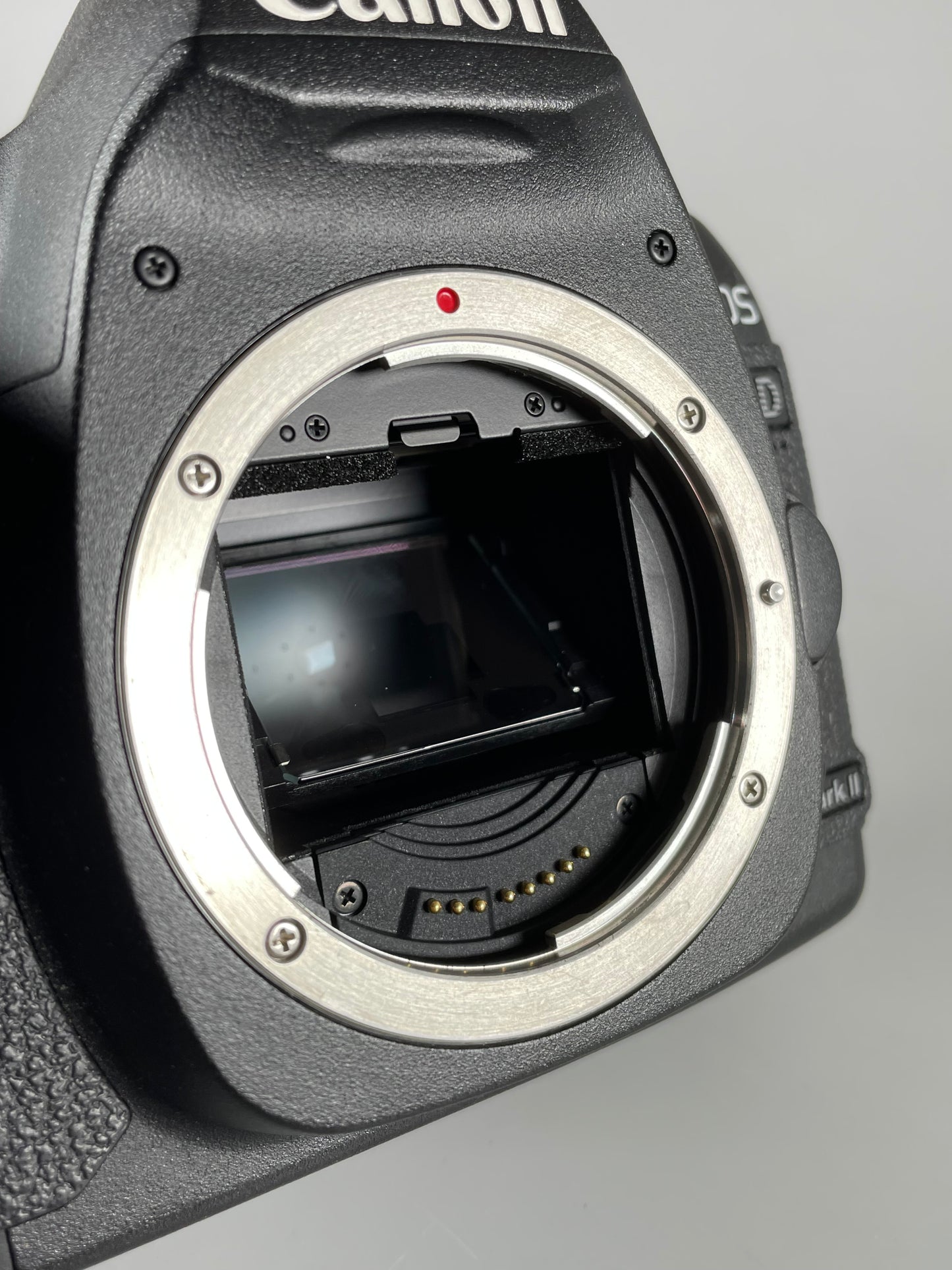 Canon EOS 5D Mark II 21.1MP Full Frame Digital SLR Camera Black Body (SC 1.4k)