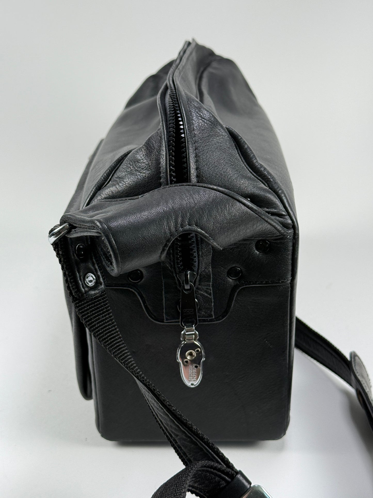 NIKON FB-14 Leather Black CAMERA BAG BAG NIKON BB RARE