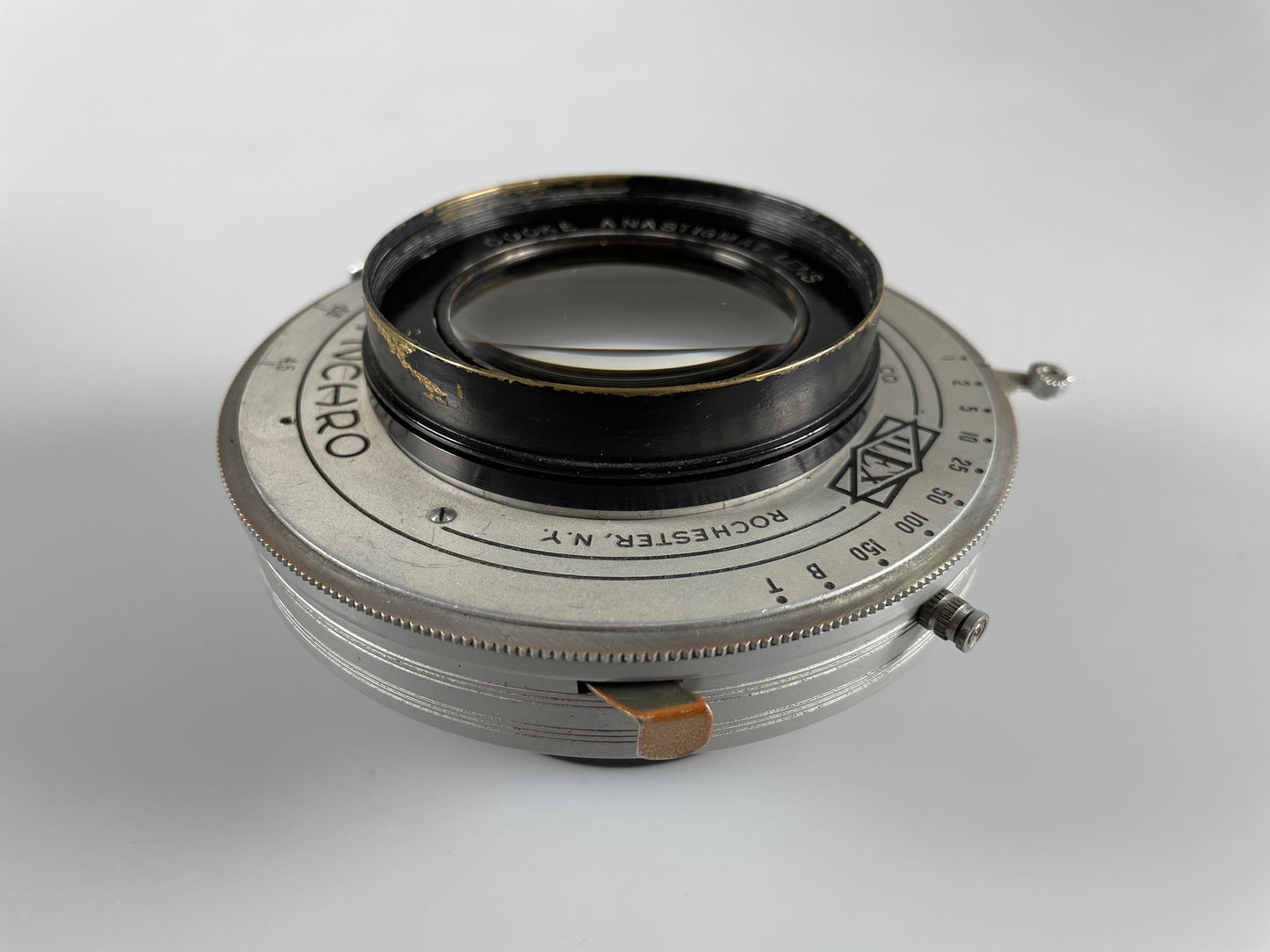 Cooke 8.2 in inch f4.5 Series II lens in Ilex shutter