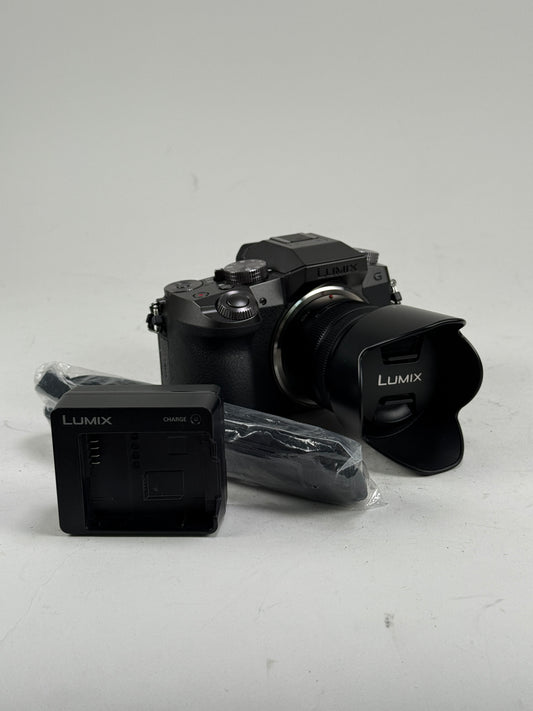 Panasonic LUMIX DMC-G7 Mirrorless Digital Camera w/14-42mm Lens Kit