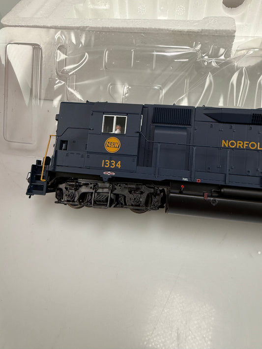 Atlas DCC System 8944 HO GP-40 High Nose Norfolk Western - 1334 Locomotive