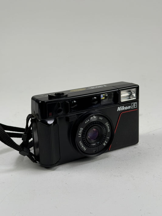 Nikon L35AF L35 AF point & shoot ISO 1000 Film Camera