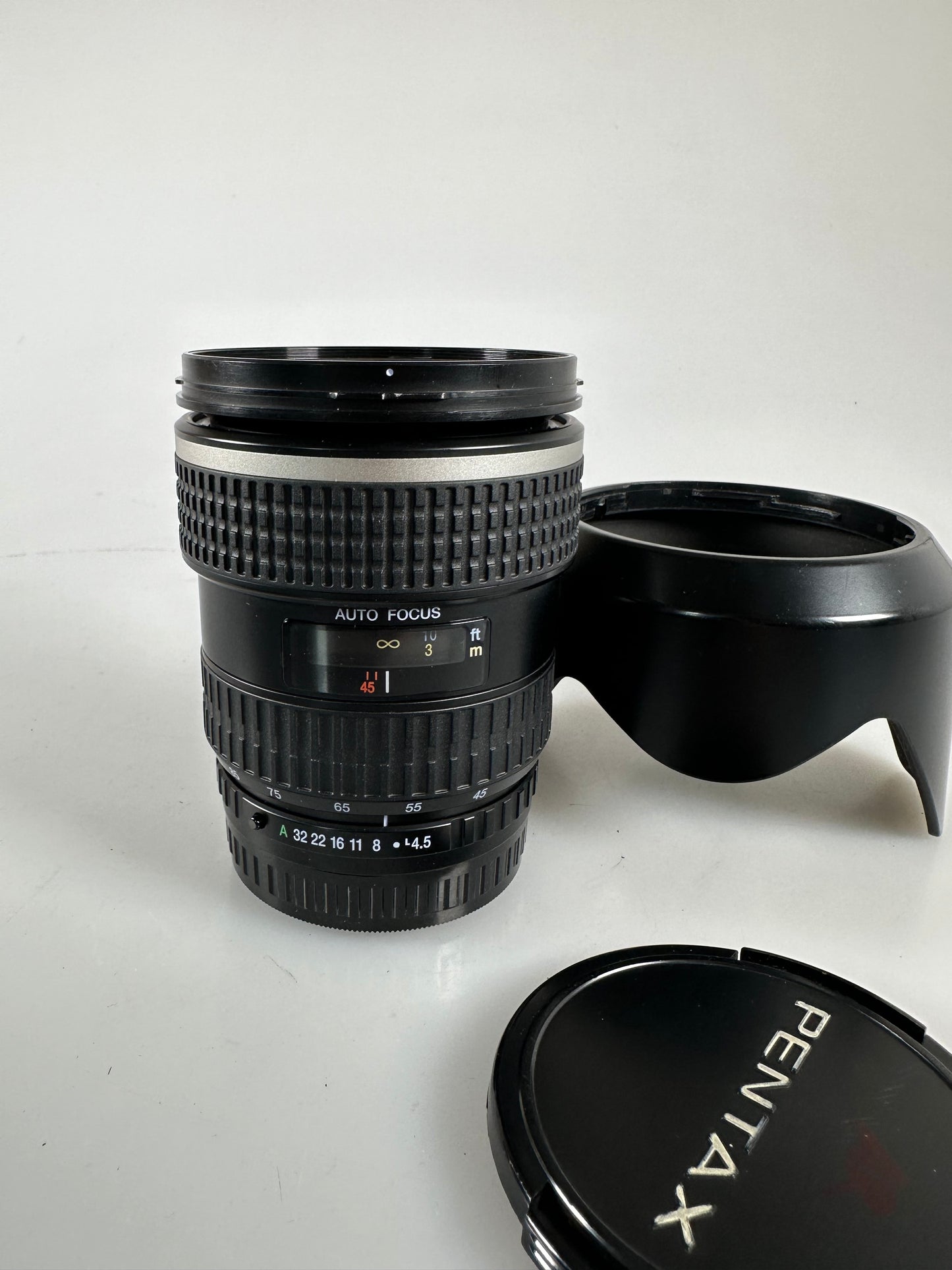 SMC Pentax-FA 645 Zoom f4.5 45-85mm Lens