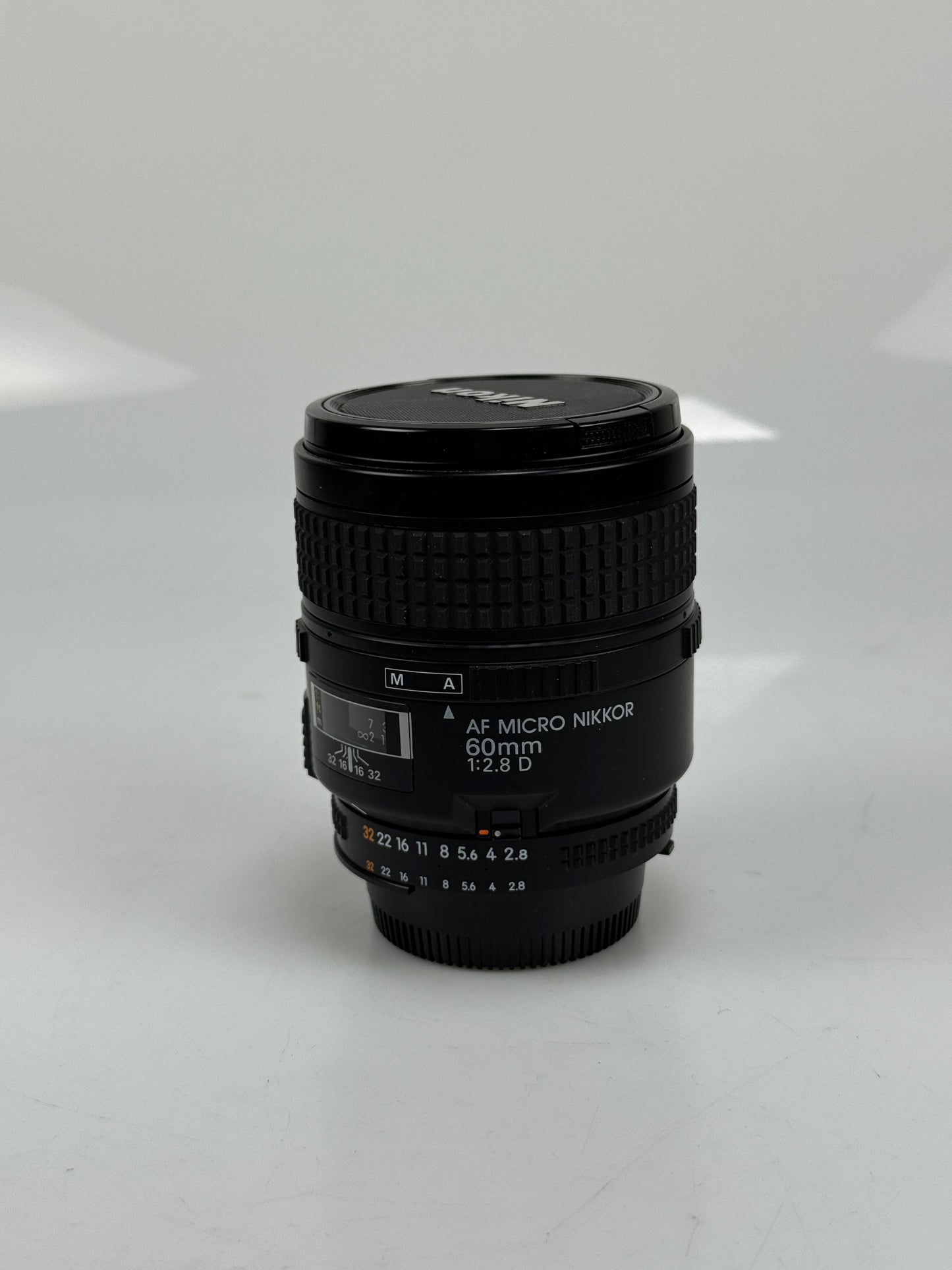 Nikon Nikkor AF 60mm f2.8 D micro macro lens