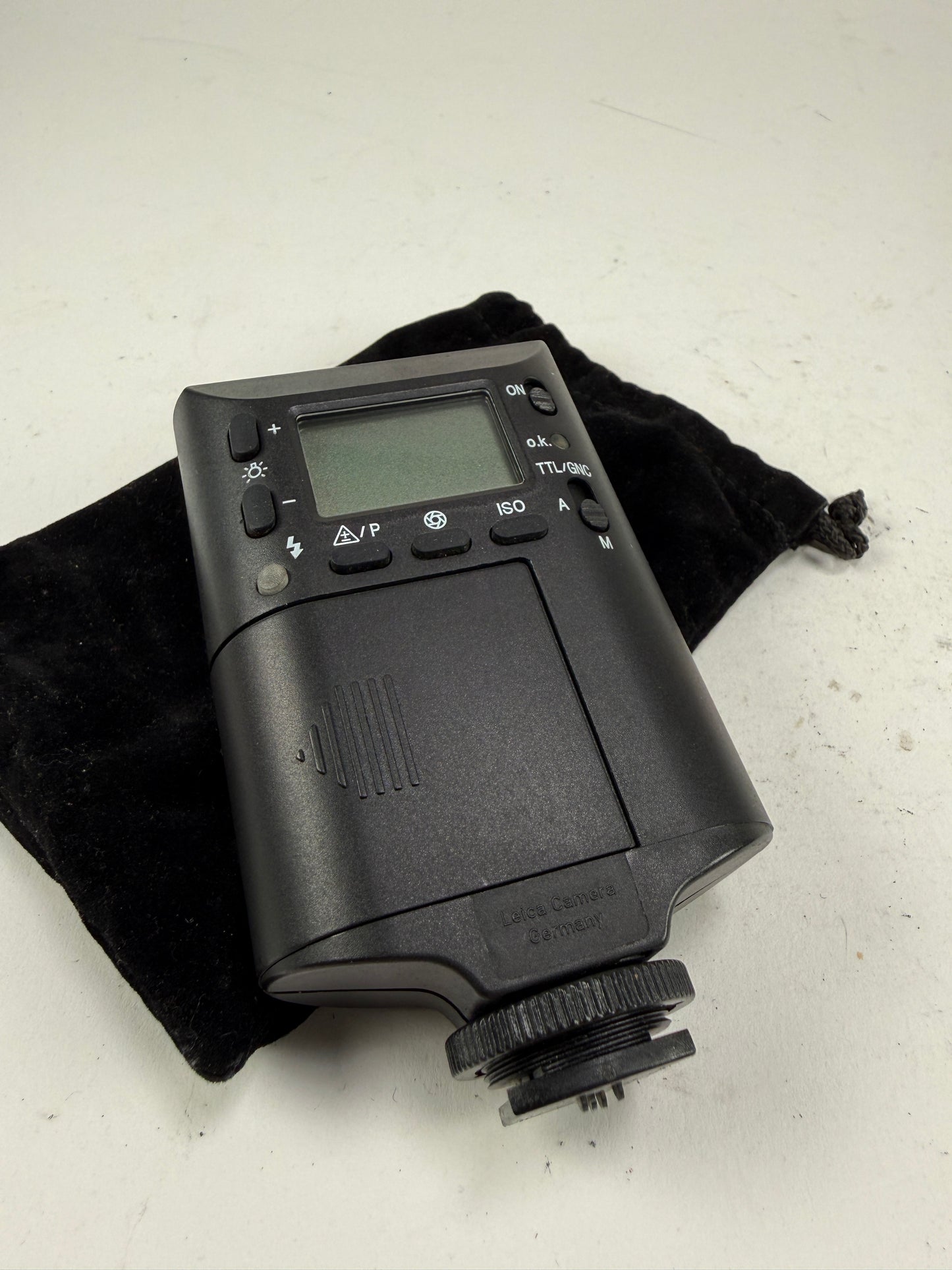 Leica SF 24D Black Flash 14444 For M9 M8 M7 M6 TTL