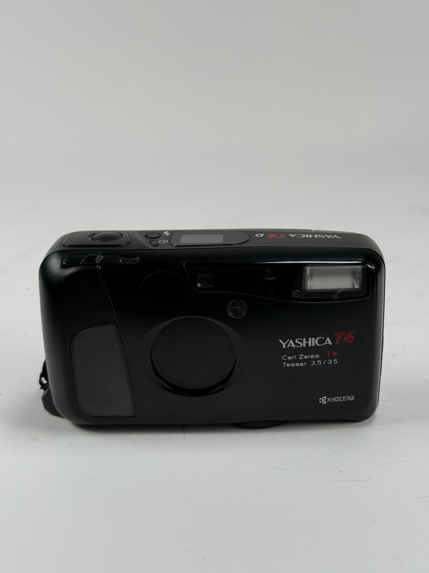 Yashica T4D T* Carl Zeiss 35mm F3.5 Len Camera black
