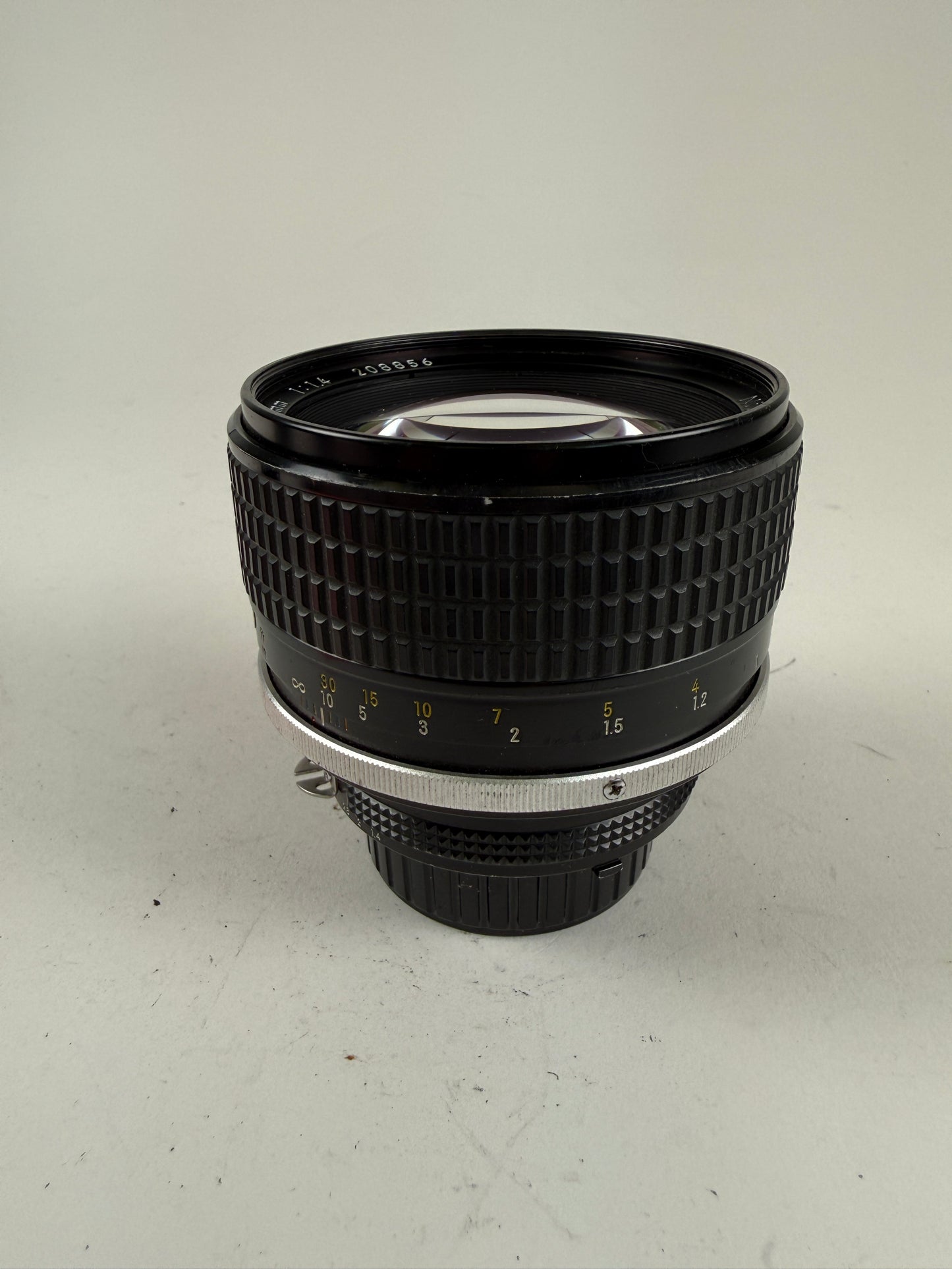 Nikon Nikkor Ais 85mm f1.4 Lens Prime SLR