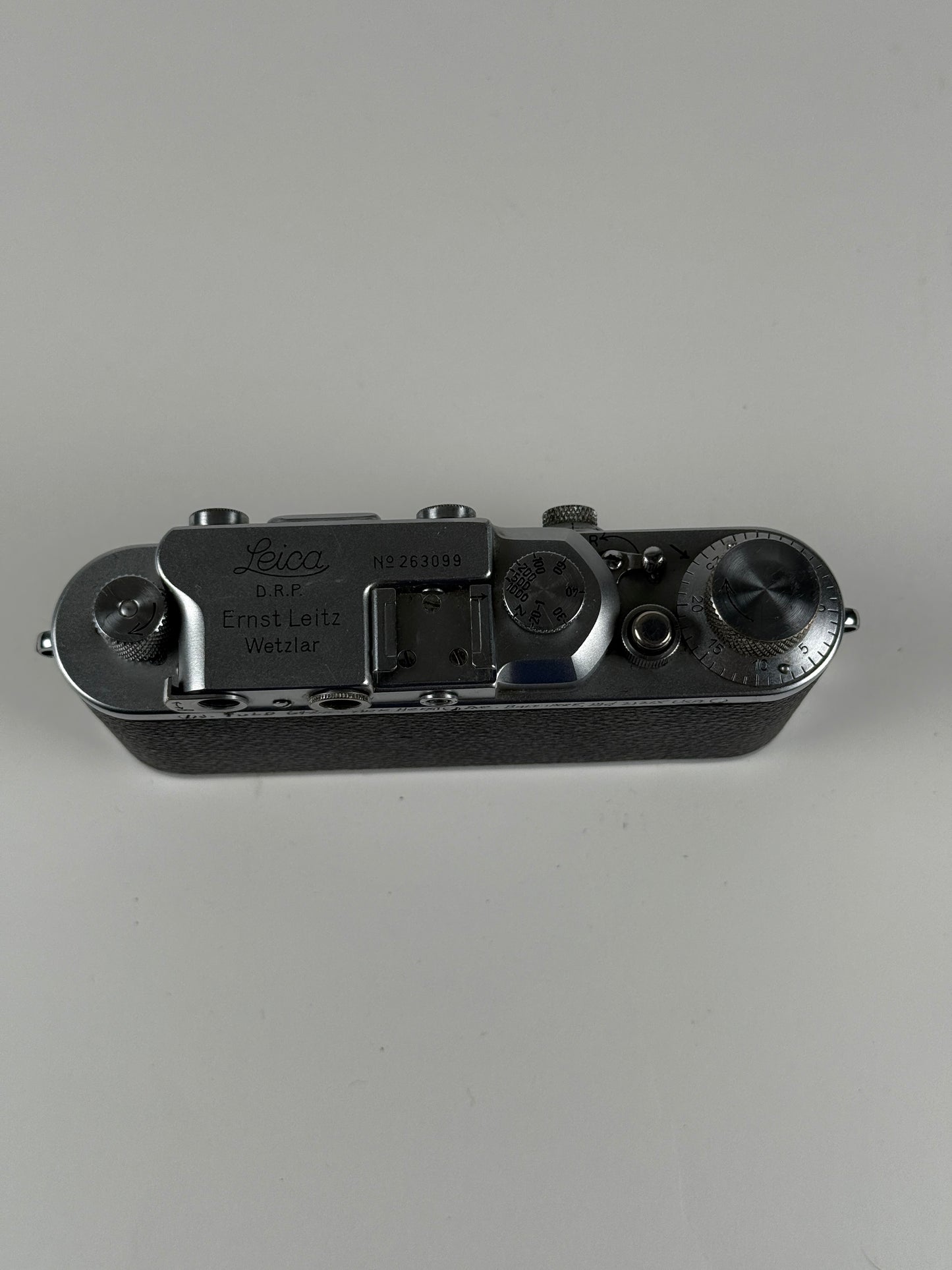 Leica IIIA model G Rangefinder 35mm Film Camera