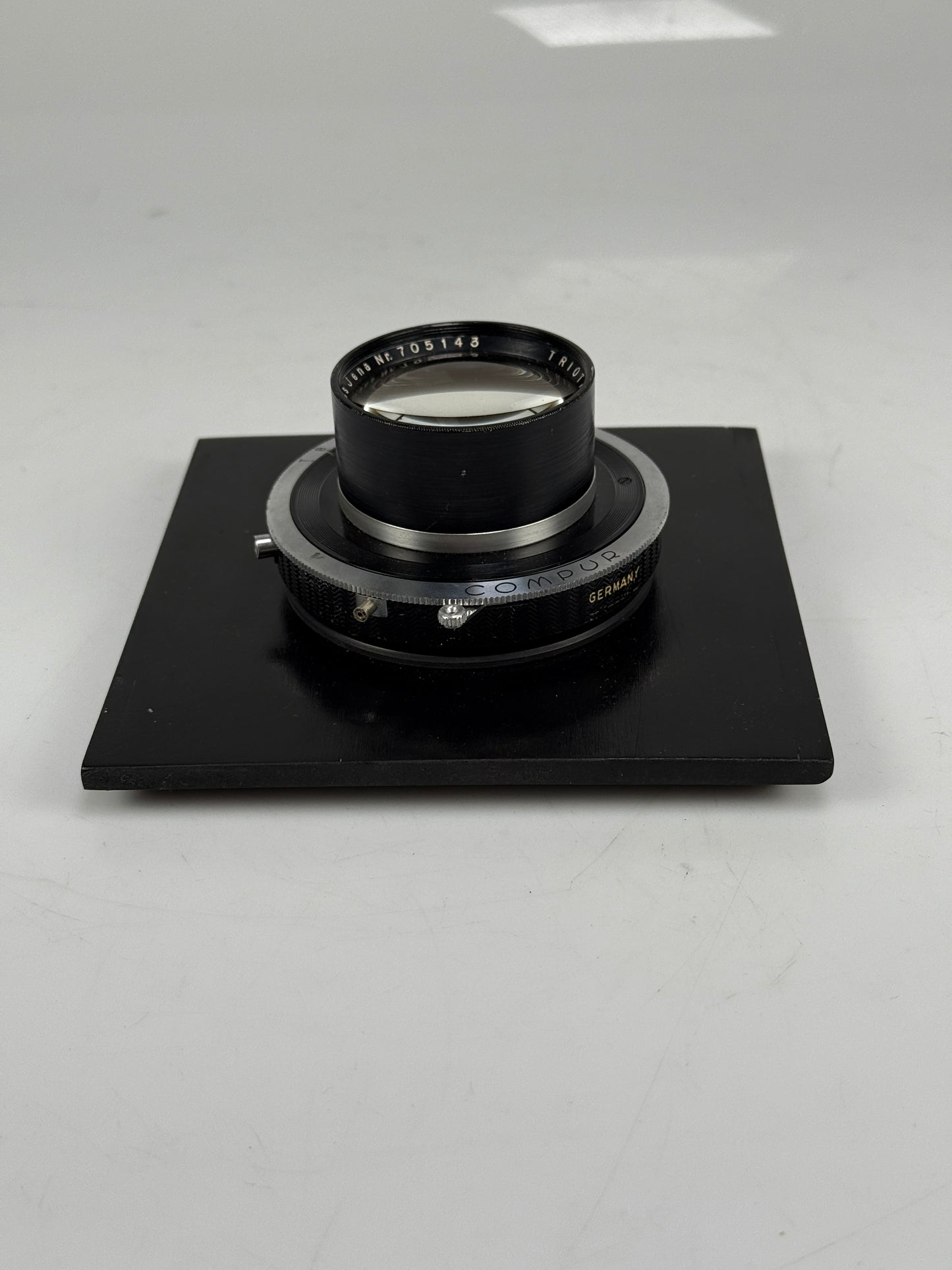 Carl Zeiss Jena Triotar 150mm 15cm f3.5 Lens in Compur Shutter Large Format