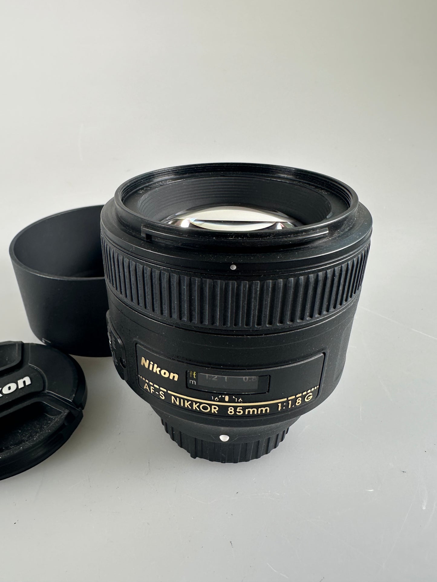 Nikon Nikkor AF-S 85mm f1.8 G Lens