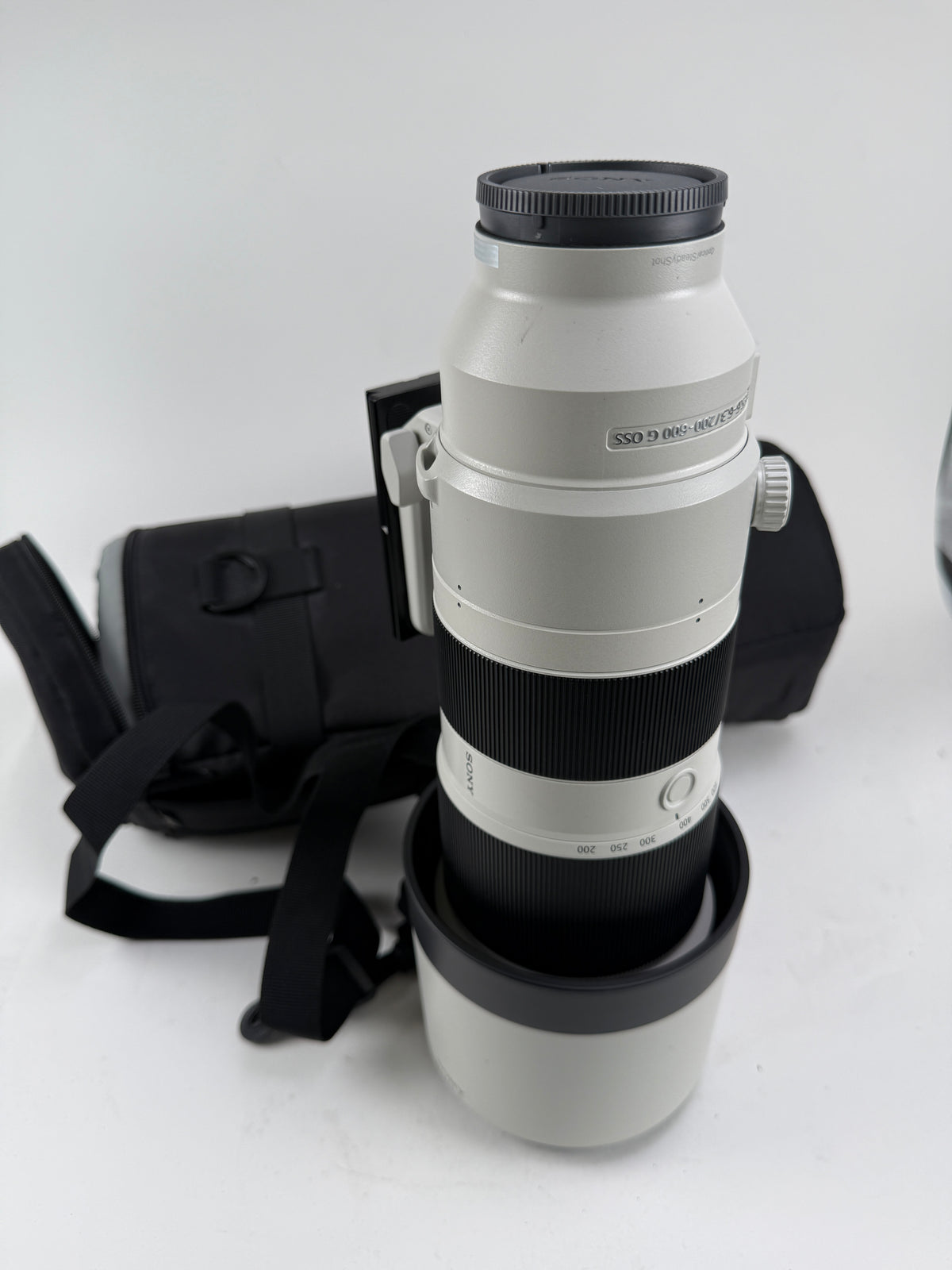 Sony FE 5.6-6.3 200-600mm G OSS Lens E mount