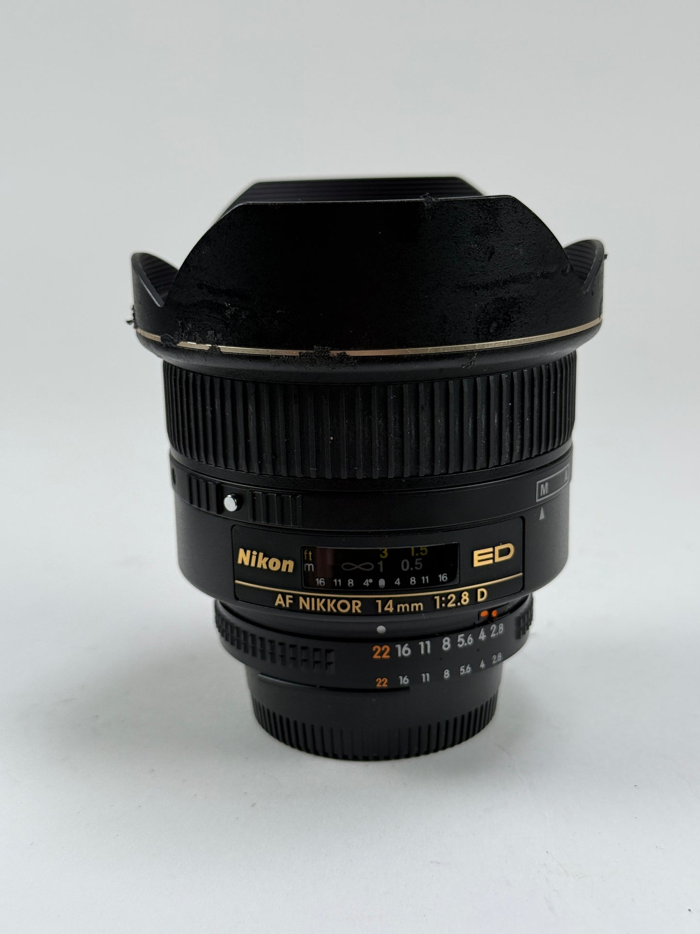Nikon AF NIKKOR 14mm f2.8 D ED RF Aspherical Wide Angle Lens